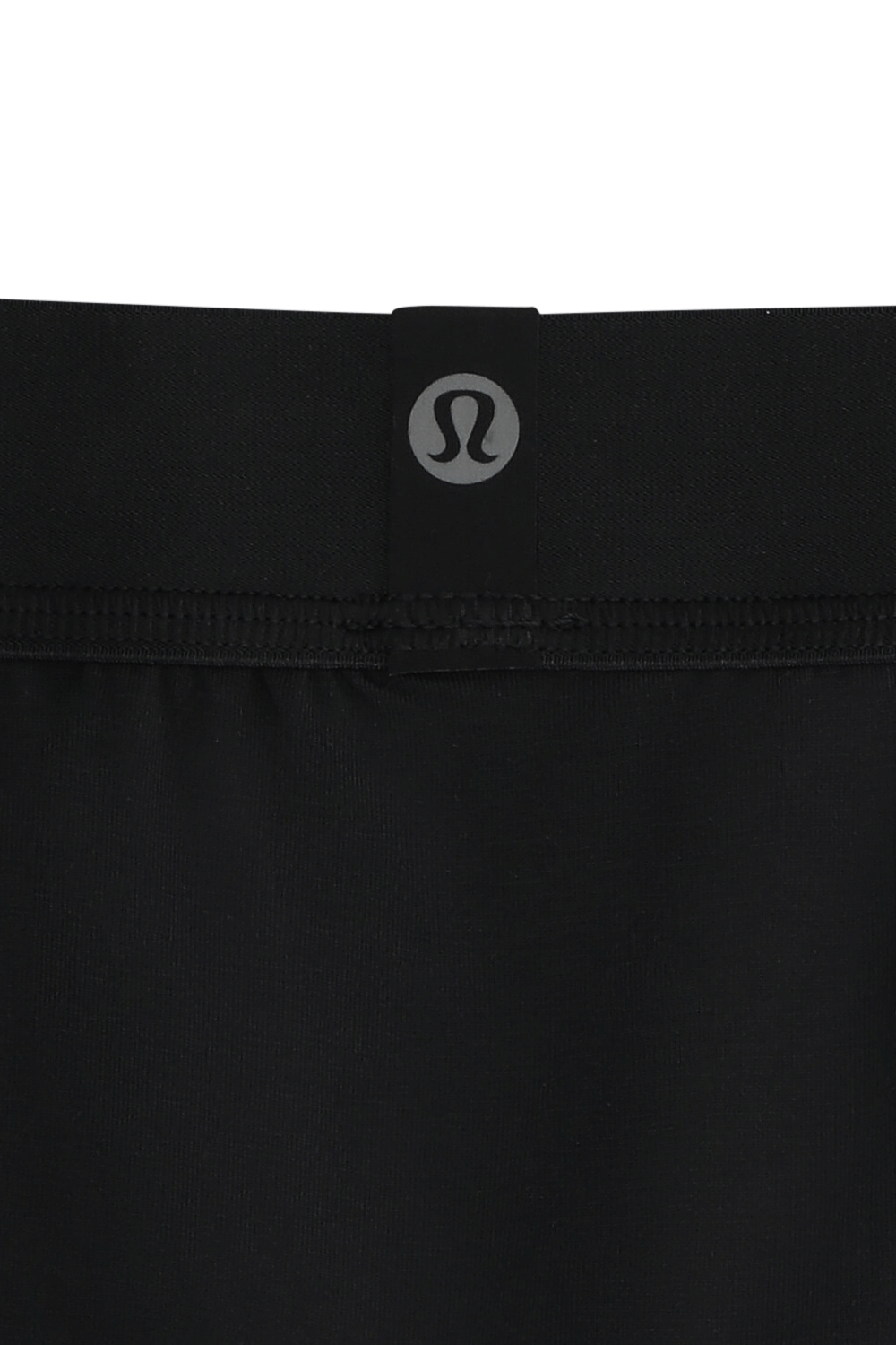 תמונה אחורית של AIM Brief with Fly LULULEMON