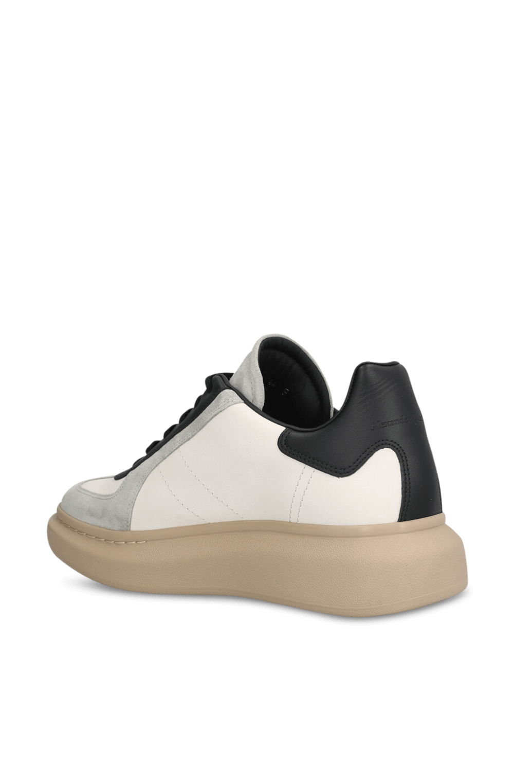 תמונה אחורית של נעלי סניקרס אוברסייז רטרו ALEXANDER MCQUEEN