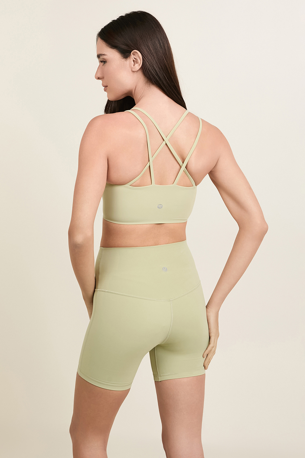 תמונת דוגמן אחורית של Like a Cloud Longline Bra, B/C Cup LULULEMON
