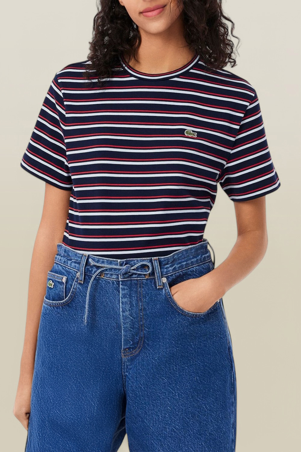 תמונת דוגמן קידמית של חולצת טי LACOSTE