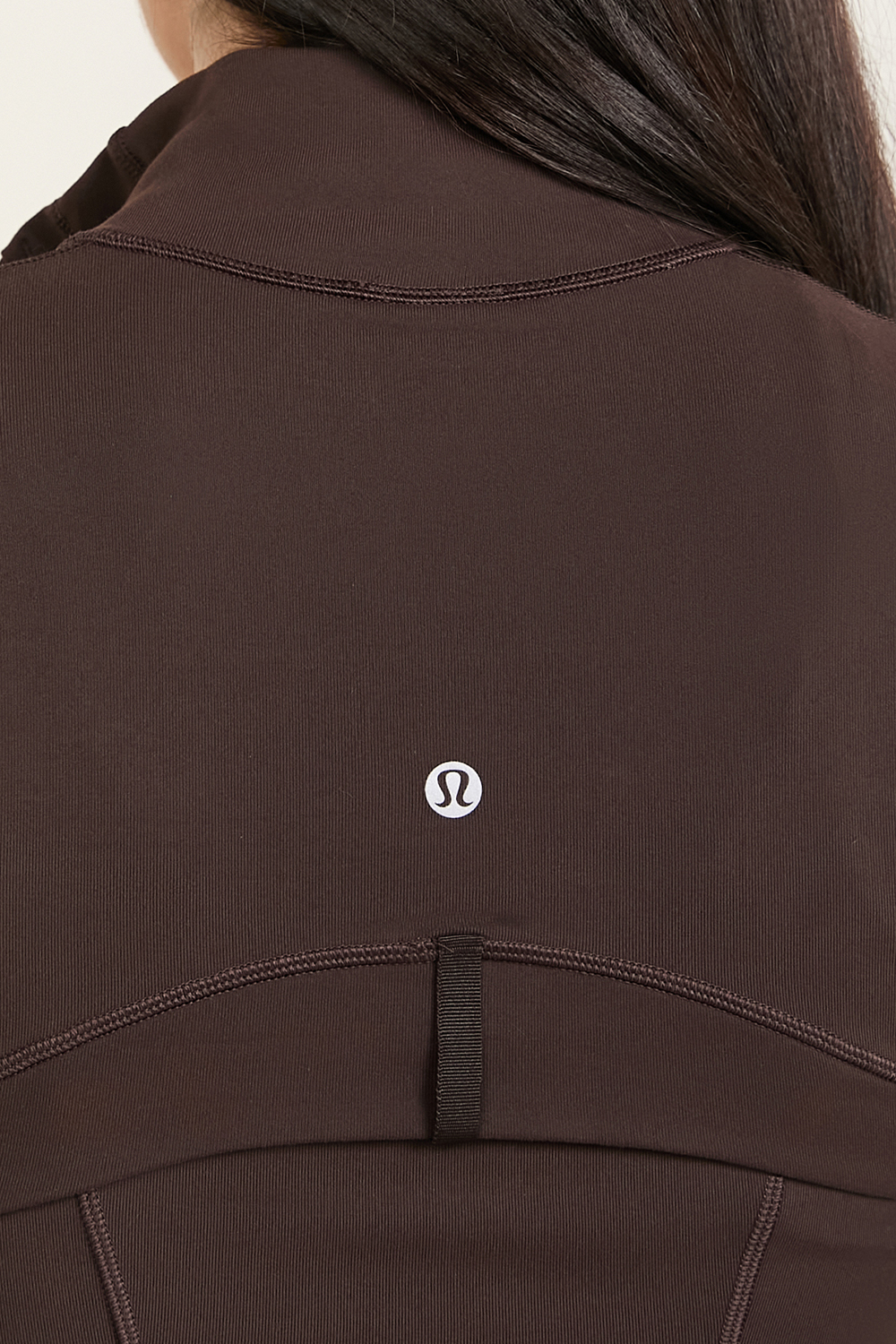 תמונת תקריב דוגמן של Define Jacket Luon™ LULULEMON