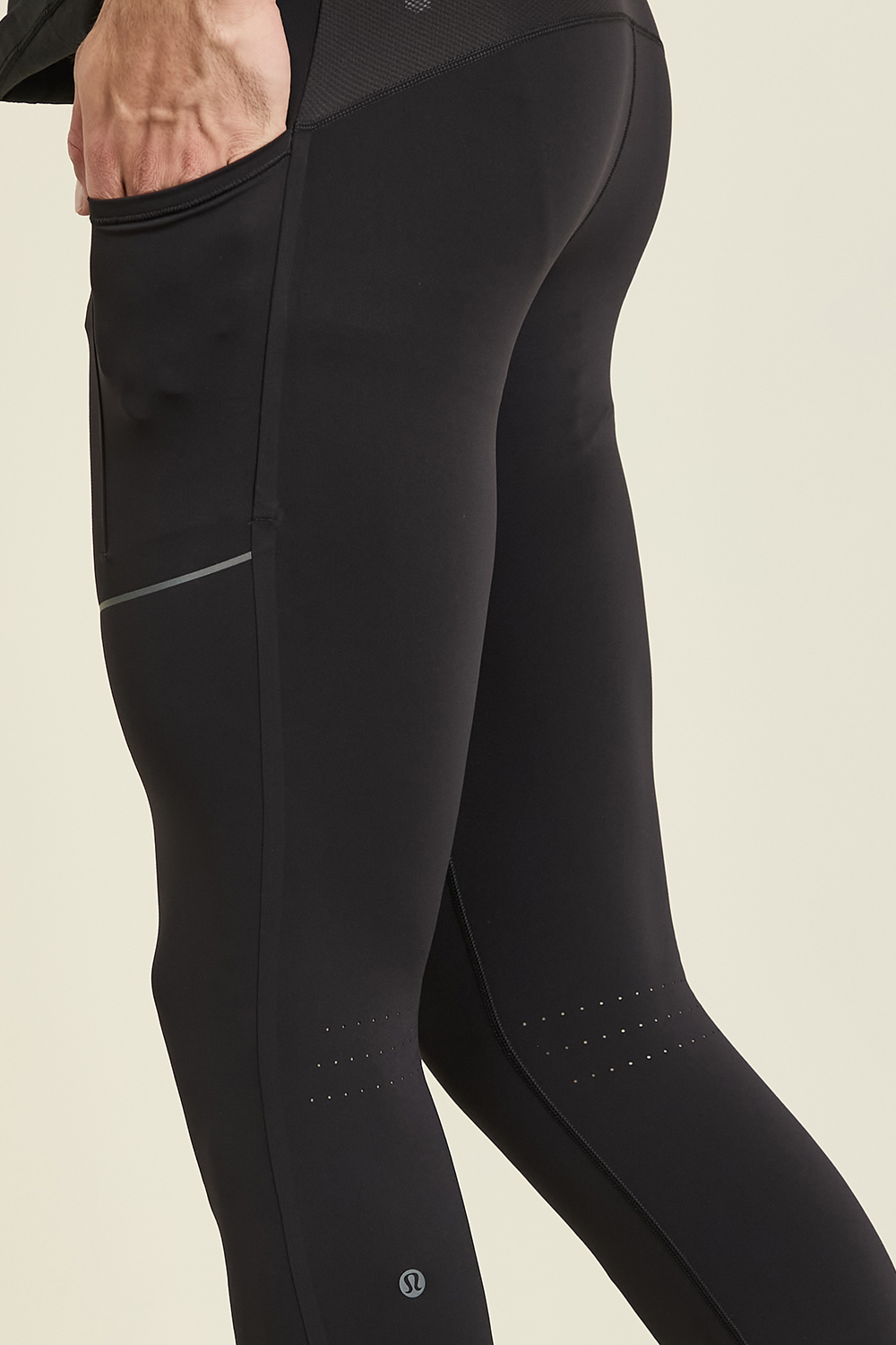 תמונת תקריב דוגמן של Fast and Free Tight 28 LULULEMON