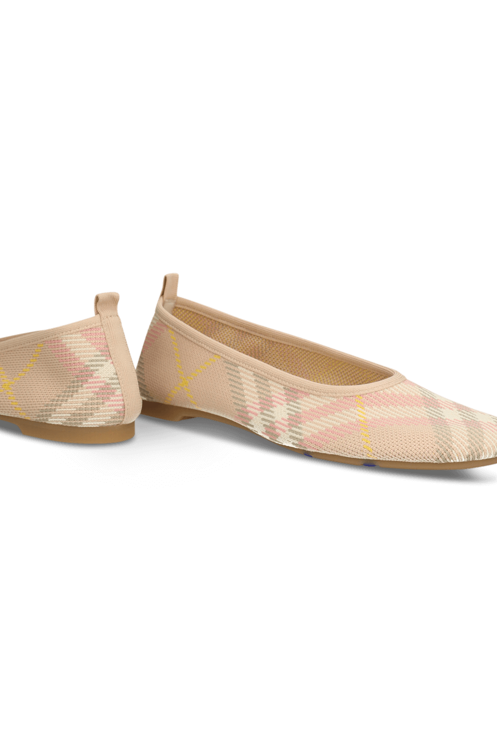 תמונת תקריב של נעלי בלרינה BURBERRY