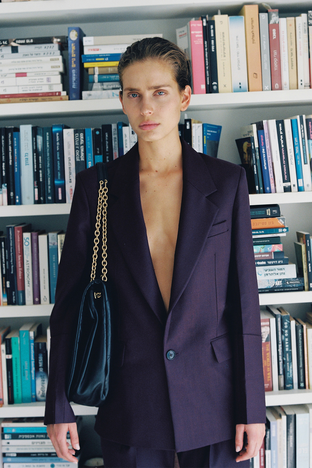 תמונת אווירה של ז'קט מחוייט VICTORIA BECKHAM