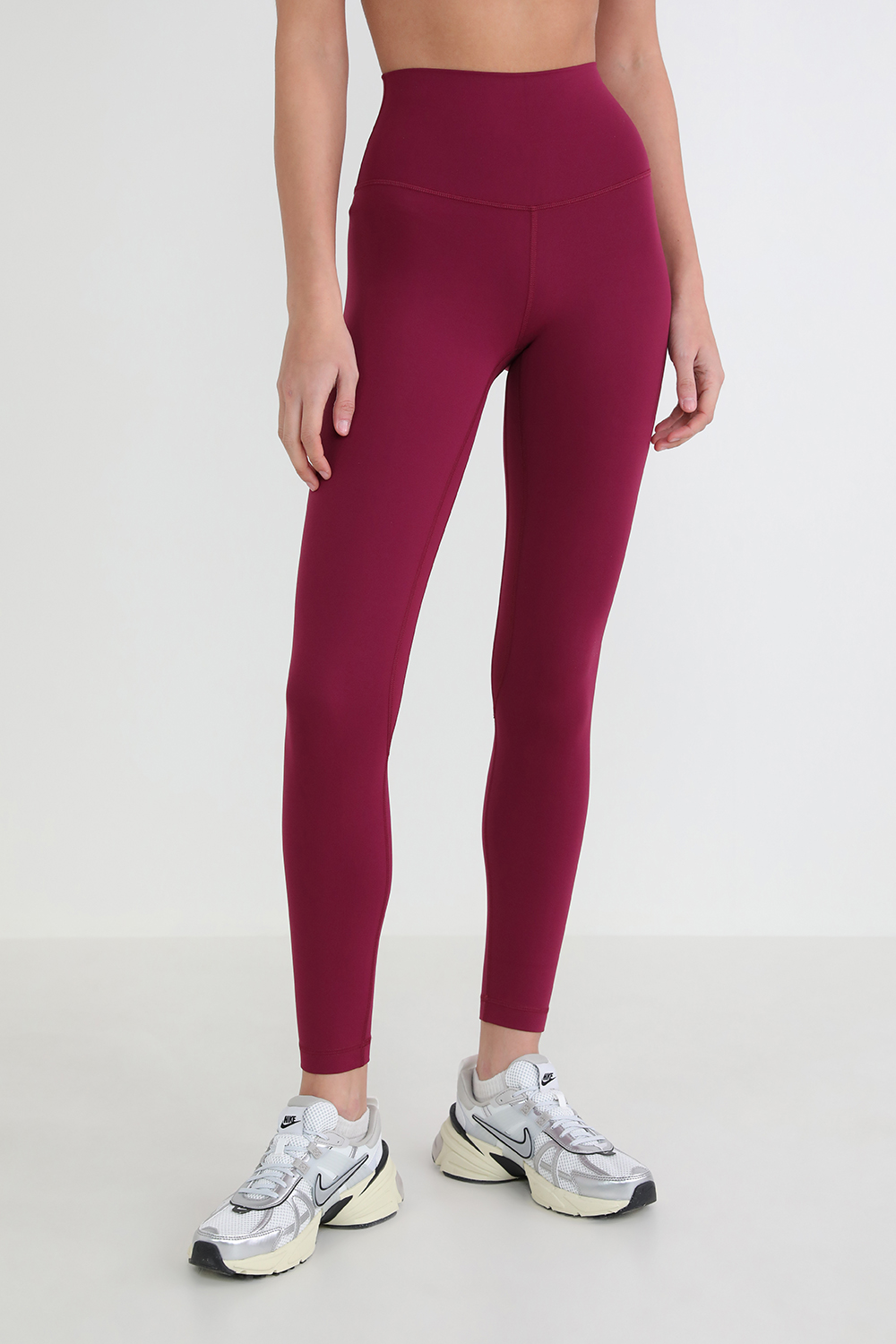 תמונת דוגמן קידמית של Align HR Pant 25" Leggings