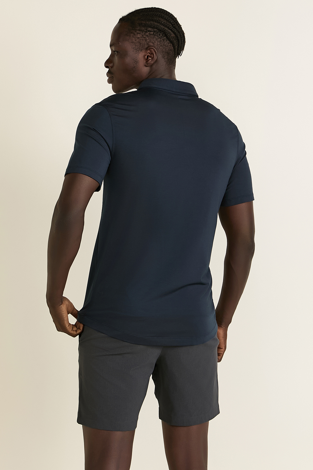 תמונת דוגמן אחורית של Evolution Polo Shirt LULULEMON