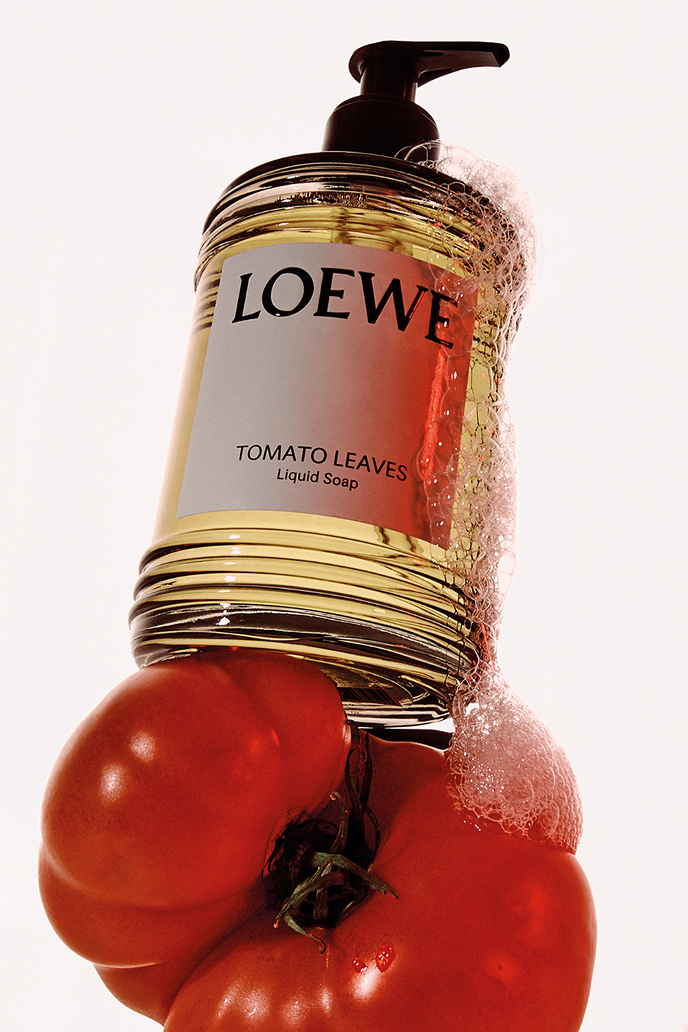 תמונת פנים של Tomato Leaves Liquid Soap 360 ml LOEWE PERFUMES