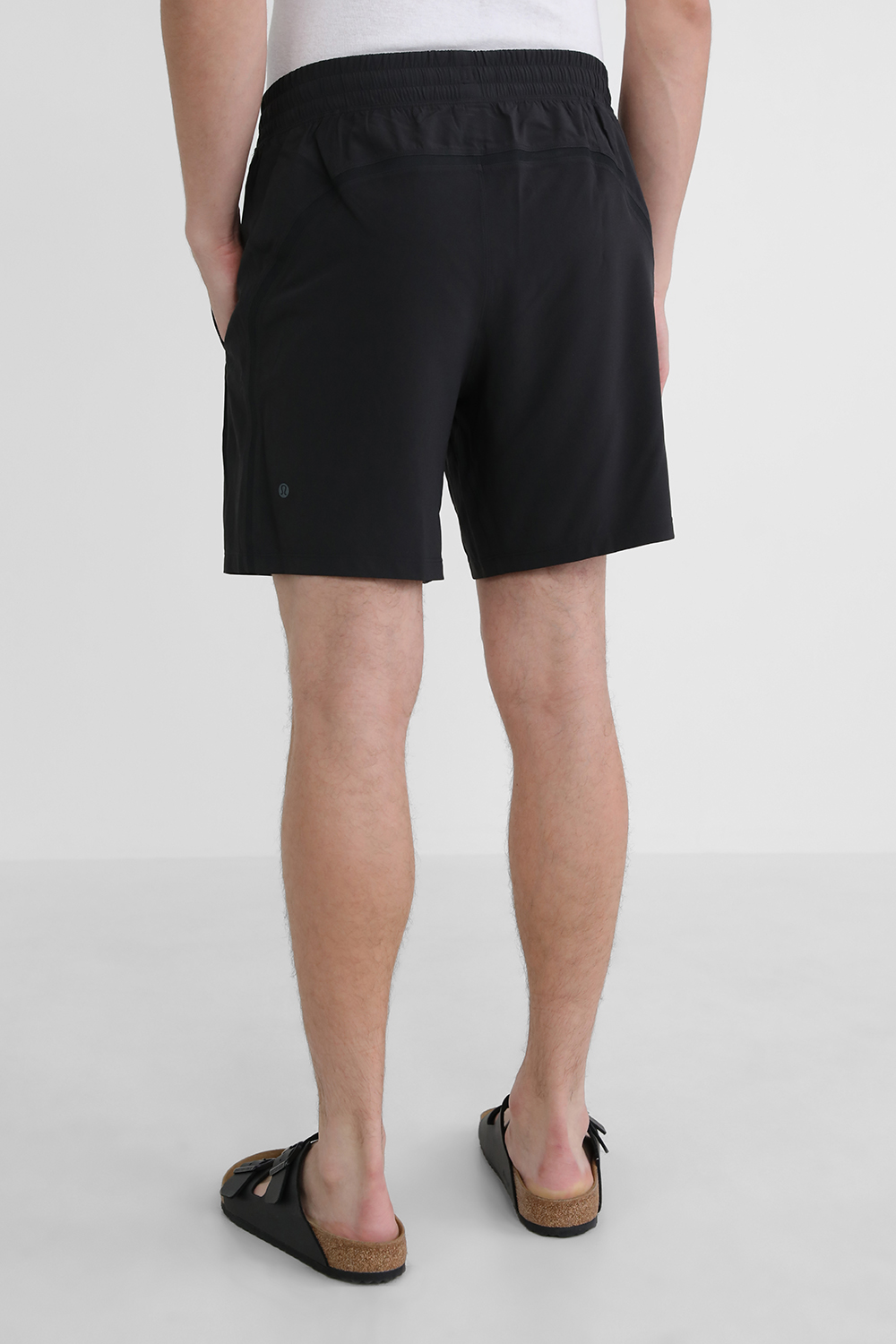 תמונת דוגמן אחורית של Pace Breaker Linerless LULULEMON
