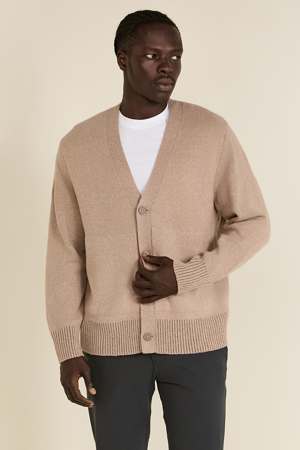 תמונת דוגמן קידמית של Relaxed-Fit Knit Cardigan LULULEMON