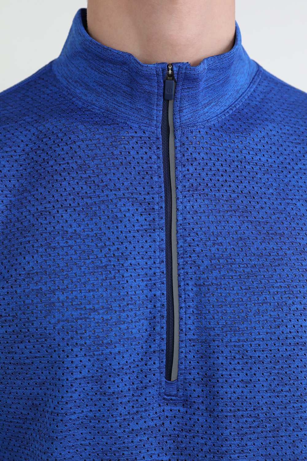 תמונת תקריב דוגמן של Metal Vent Tech Midweight Half-Zip