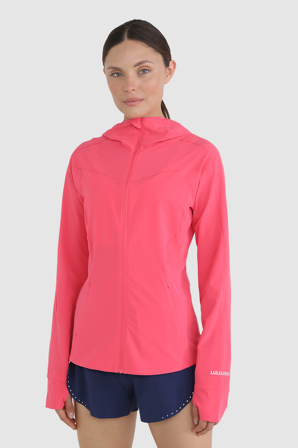 תמונת דוגמן קידמית של Mist Over Windbreaker