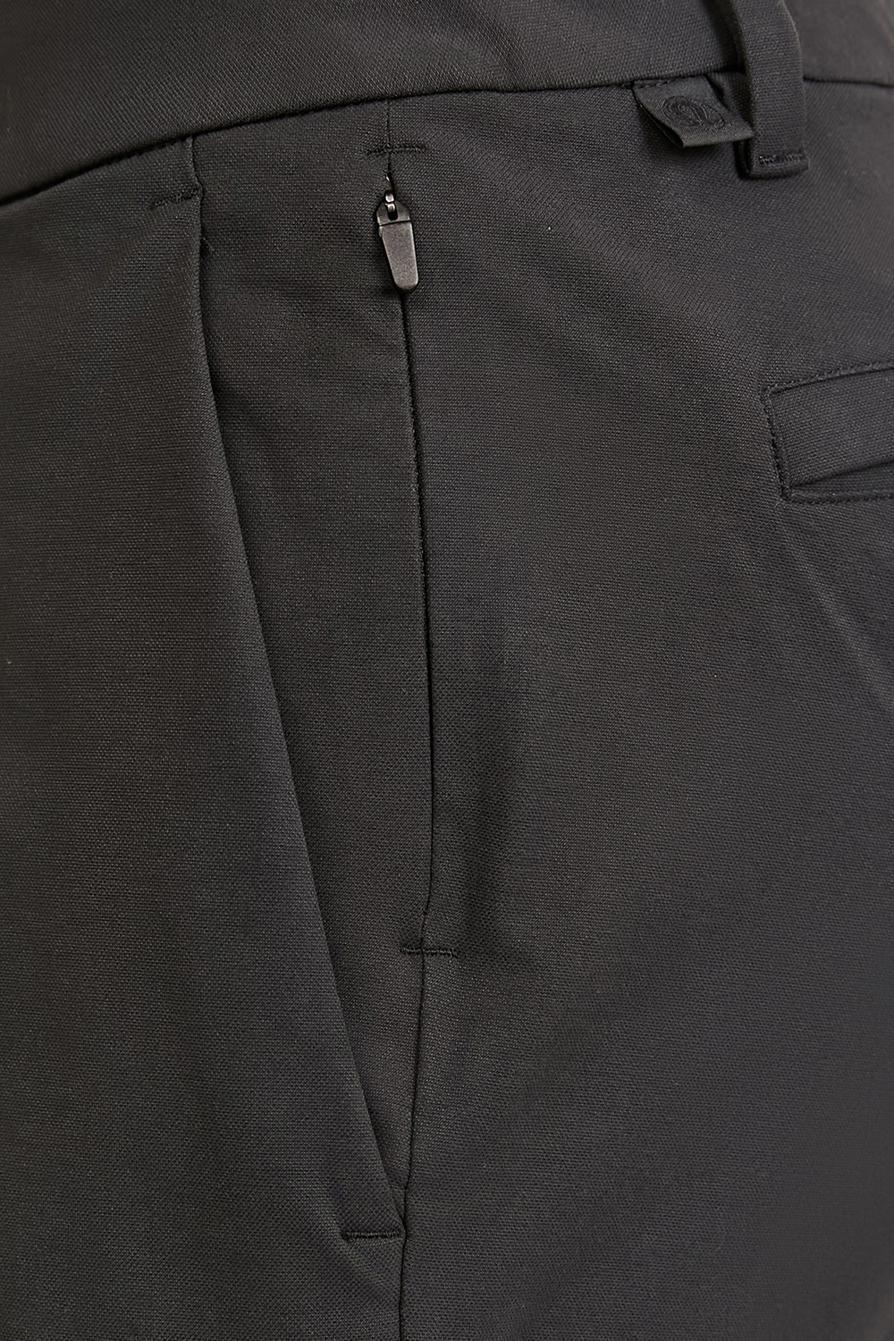 תמונת תקריב דוגמן של ABC Slim-Fit Trouser 32''L *VersaTwill LULULEMON