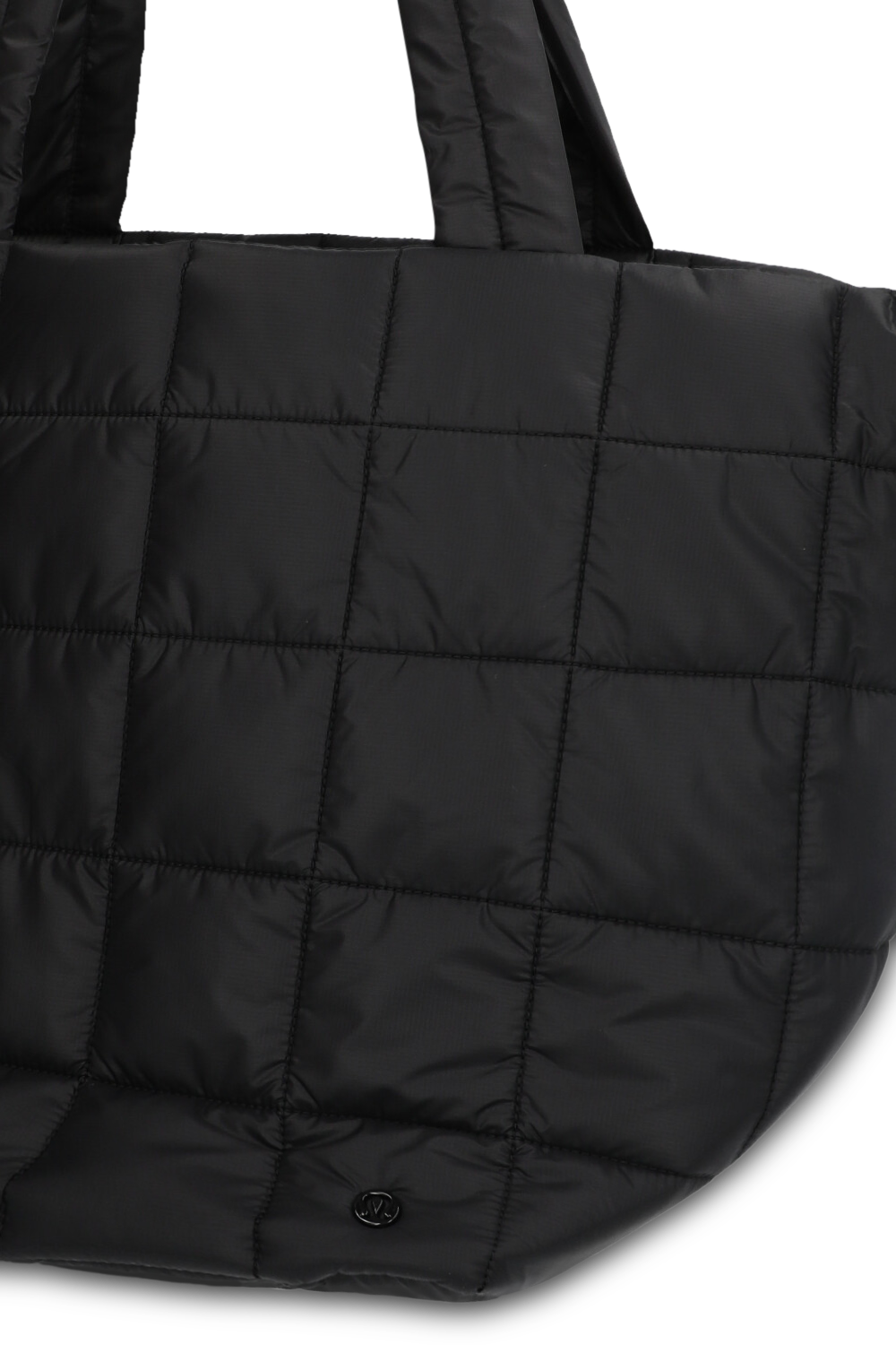 תמונת תקריב של Quilted Grid Tote