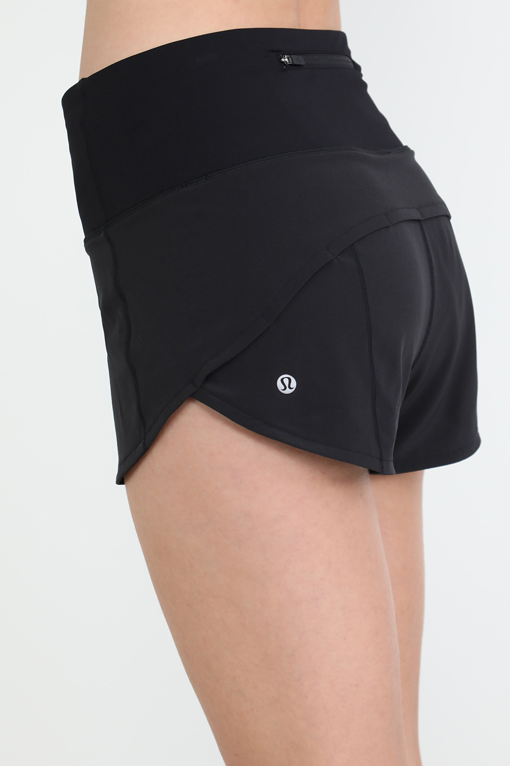 תמונת תקריב דוגמן של Speed Up High-Rise Lined Short 2.5