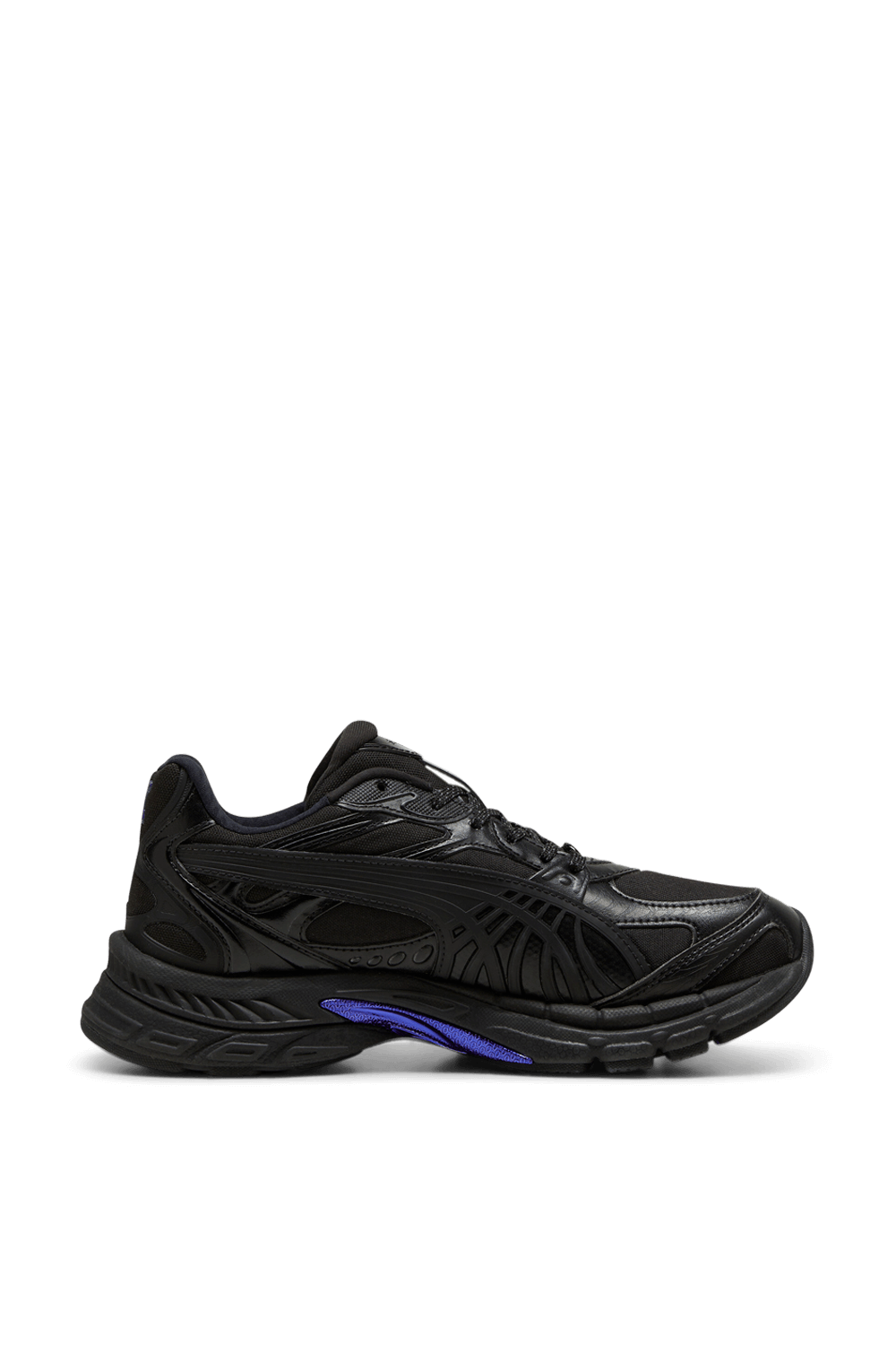 תמונה קידמית של נעלי סניקרס PUMA