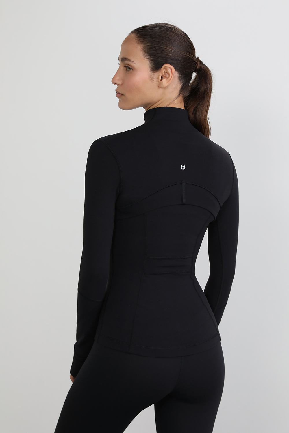 תמונת דוגמן אחורית של Define™ Jacket