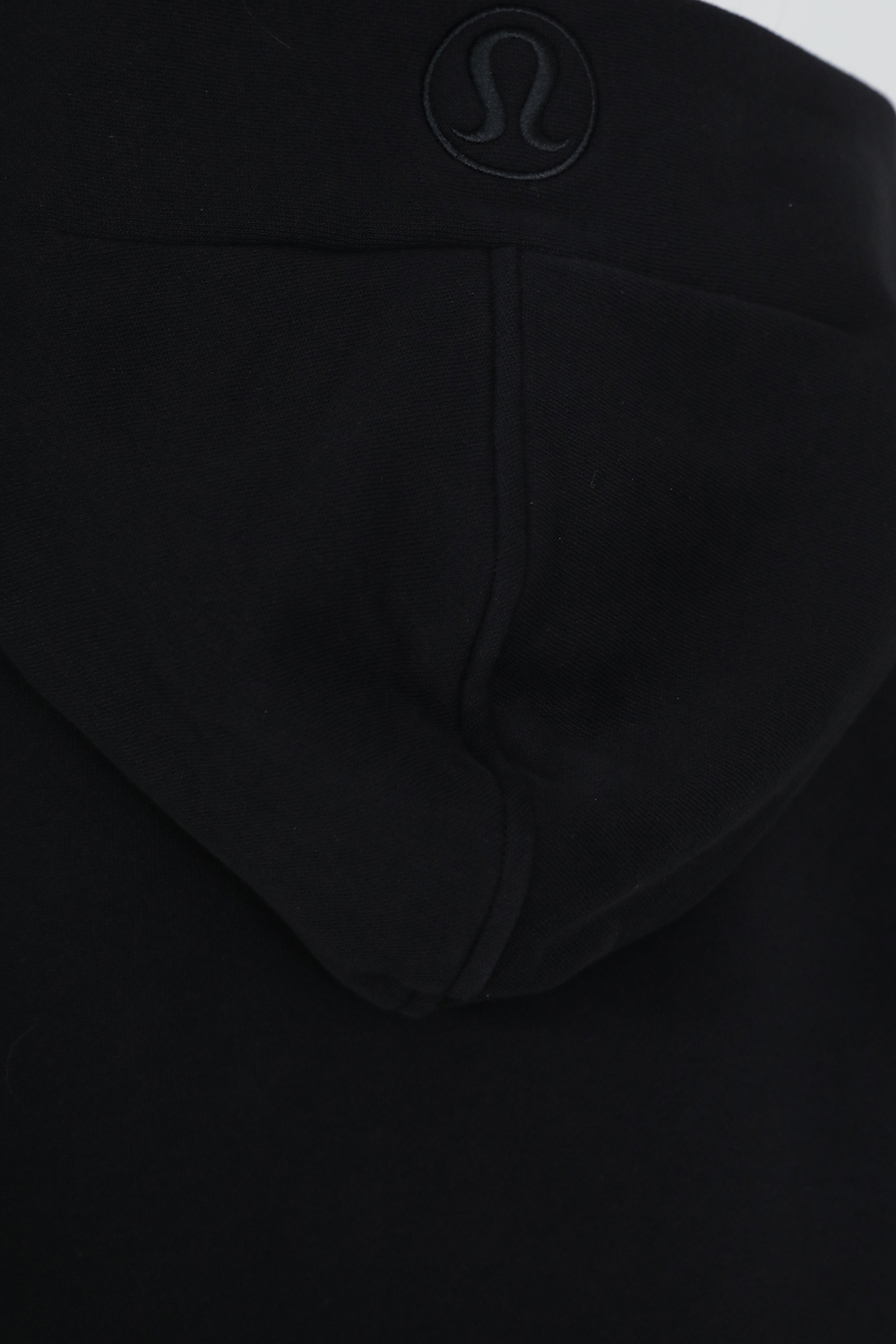 תמונת תקריב דוגמן של Scuba Oversized 1/2 Zip Hoodie