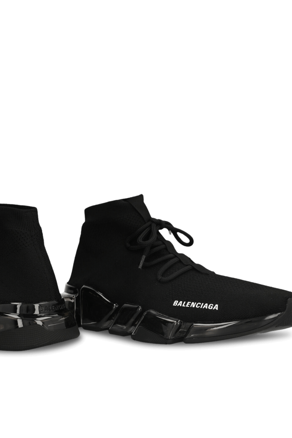 תמונת תקריב של נעלי סניקרס BALENCIAGA