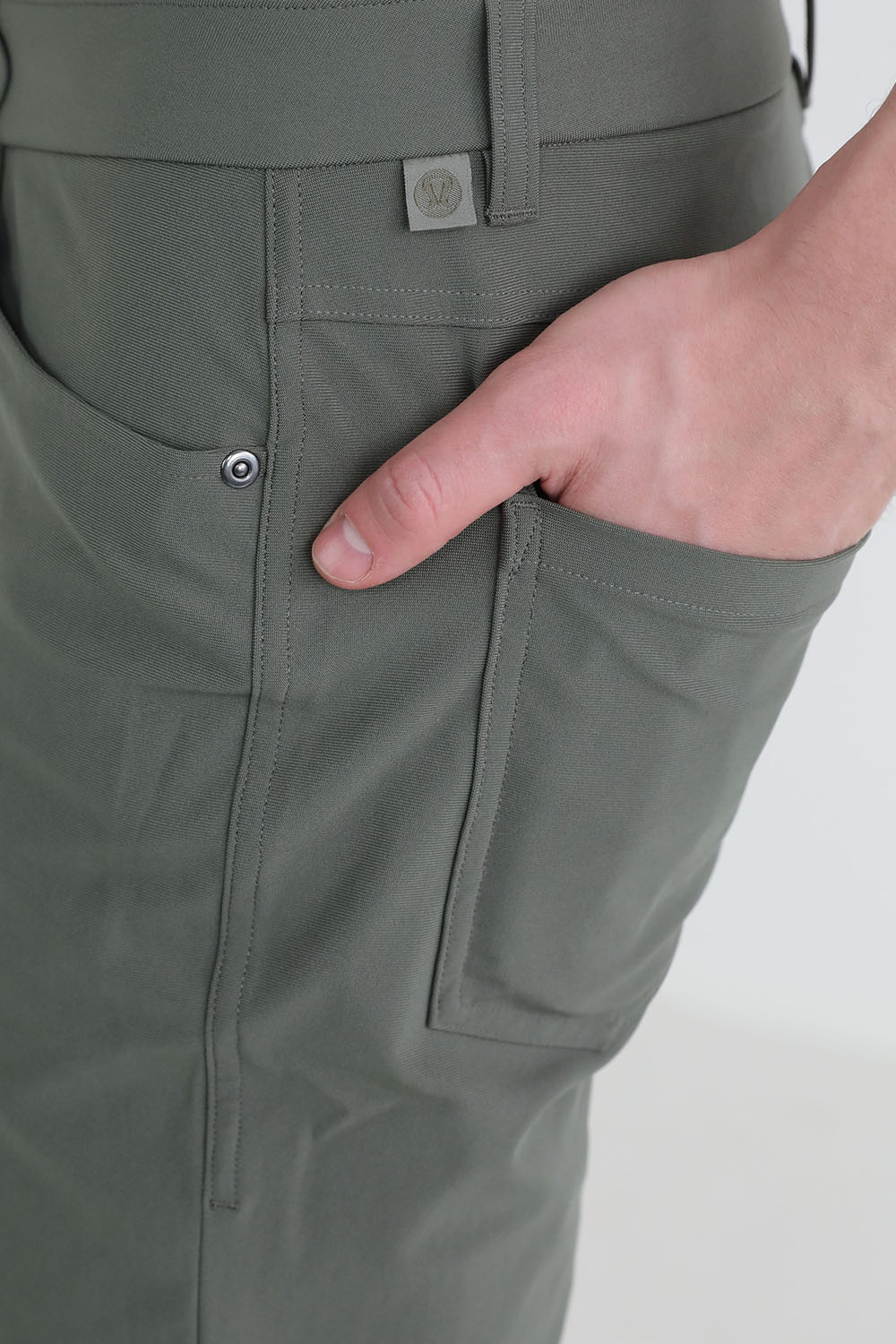 תמונת תקריב דוגמן של ABC Classic-Fit Pant 30" *Warpstreme