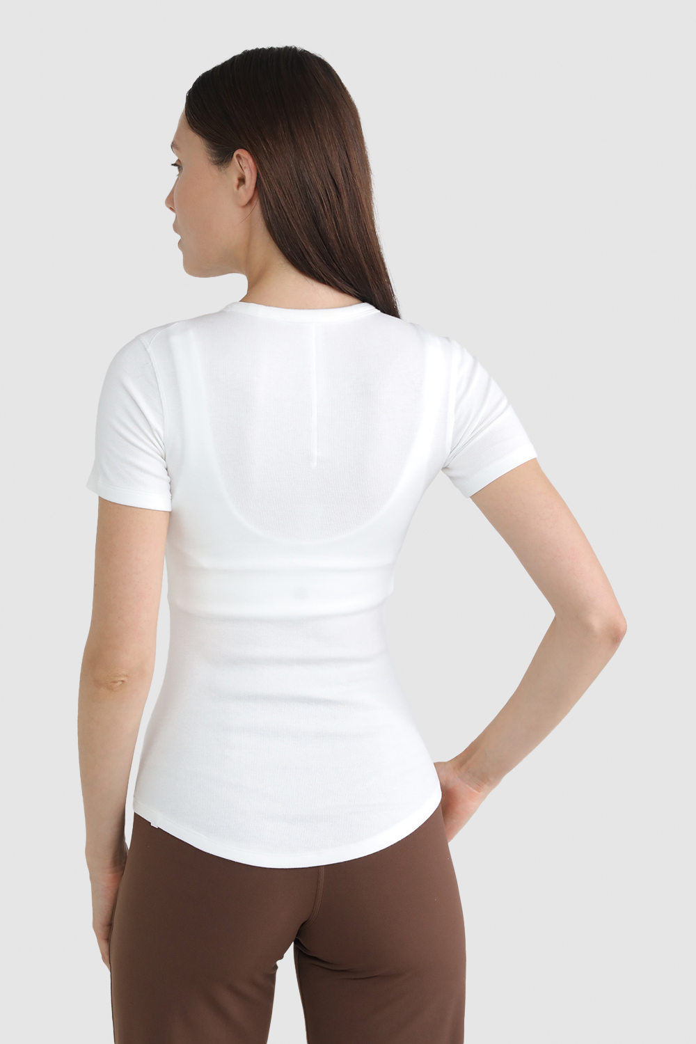 תמונת דוגמן אחורית של Hold Tight Short-Sleeve Shirt