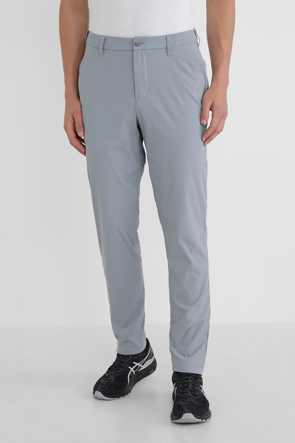 תמונת דוגמן קידמית של Commission Golf Pant 32 LULULEMON