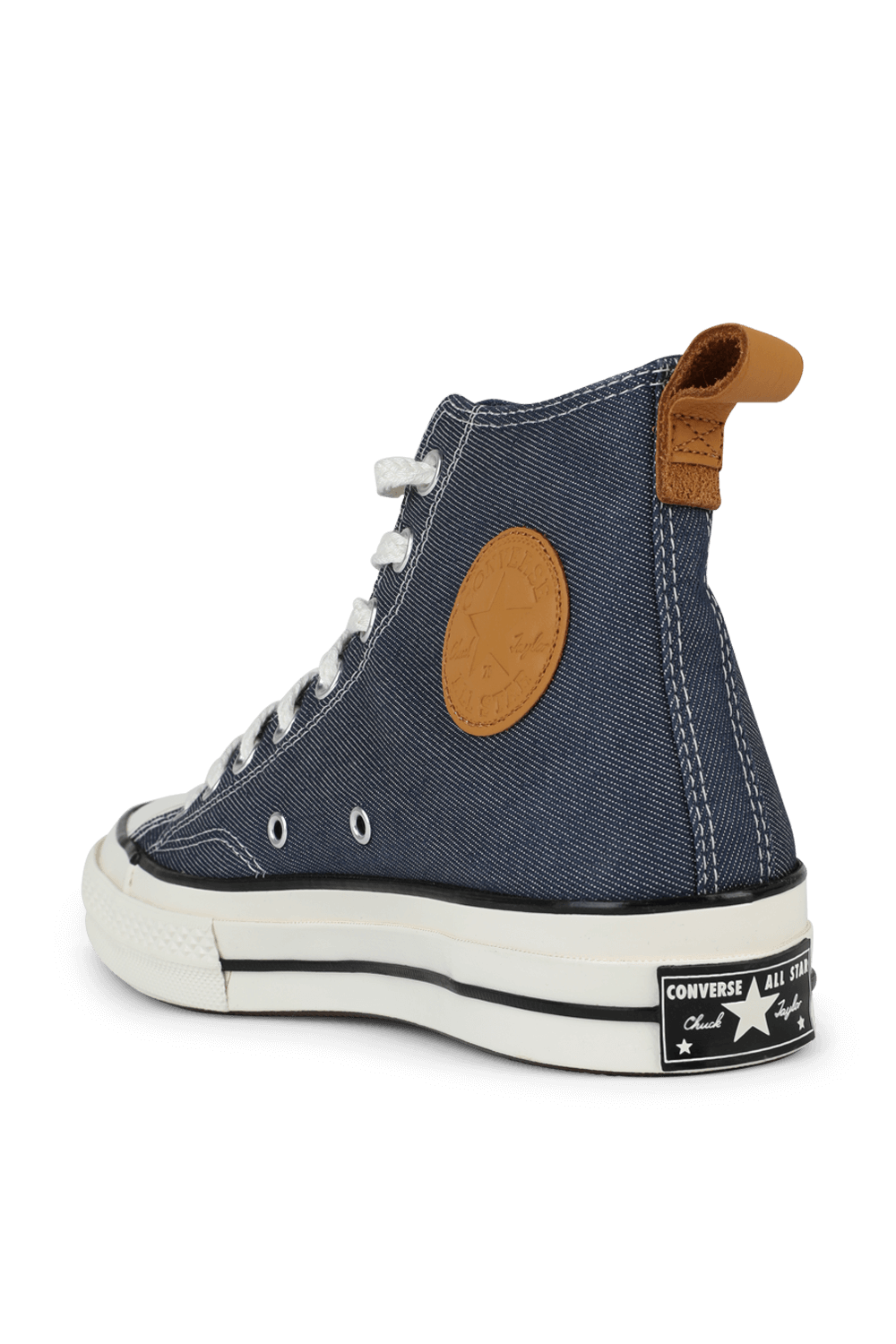 תמונה אחורית של נעלי סניקרס גבוהות CONVERSE