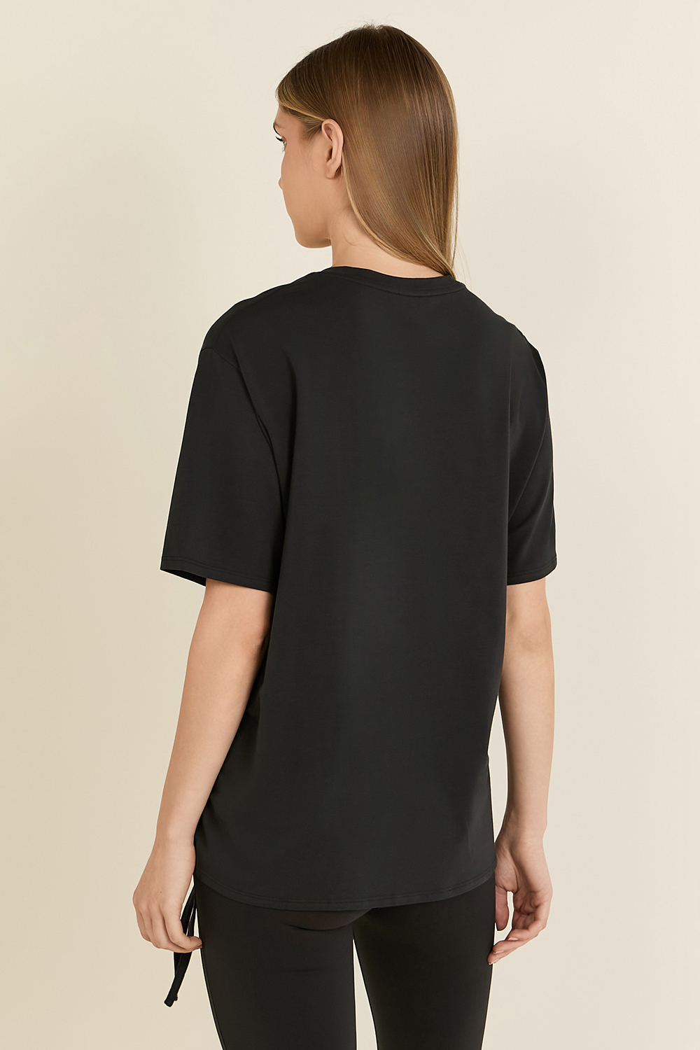 תמונת דוגמן אחורית של Side-Cinch Cotton T-Shirt LULULEMON