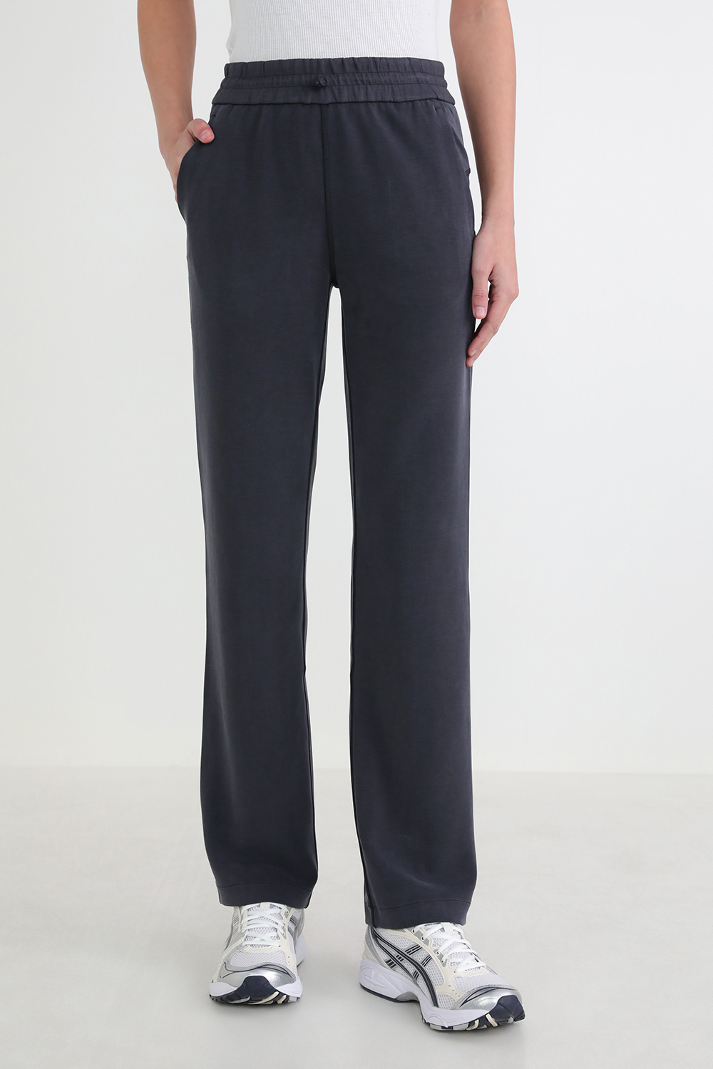 תמונת דוגמן קידמית של Softstreme High-Rise Pant LULULEMON
