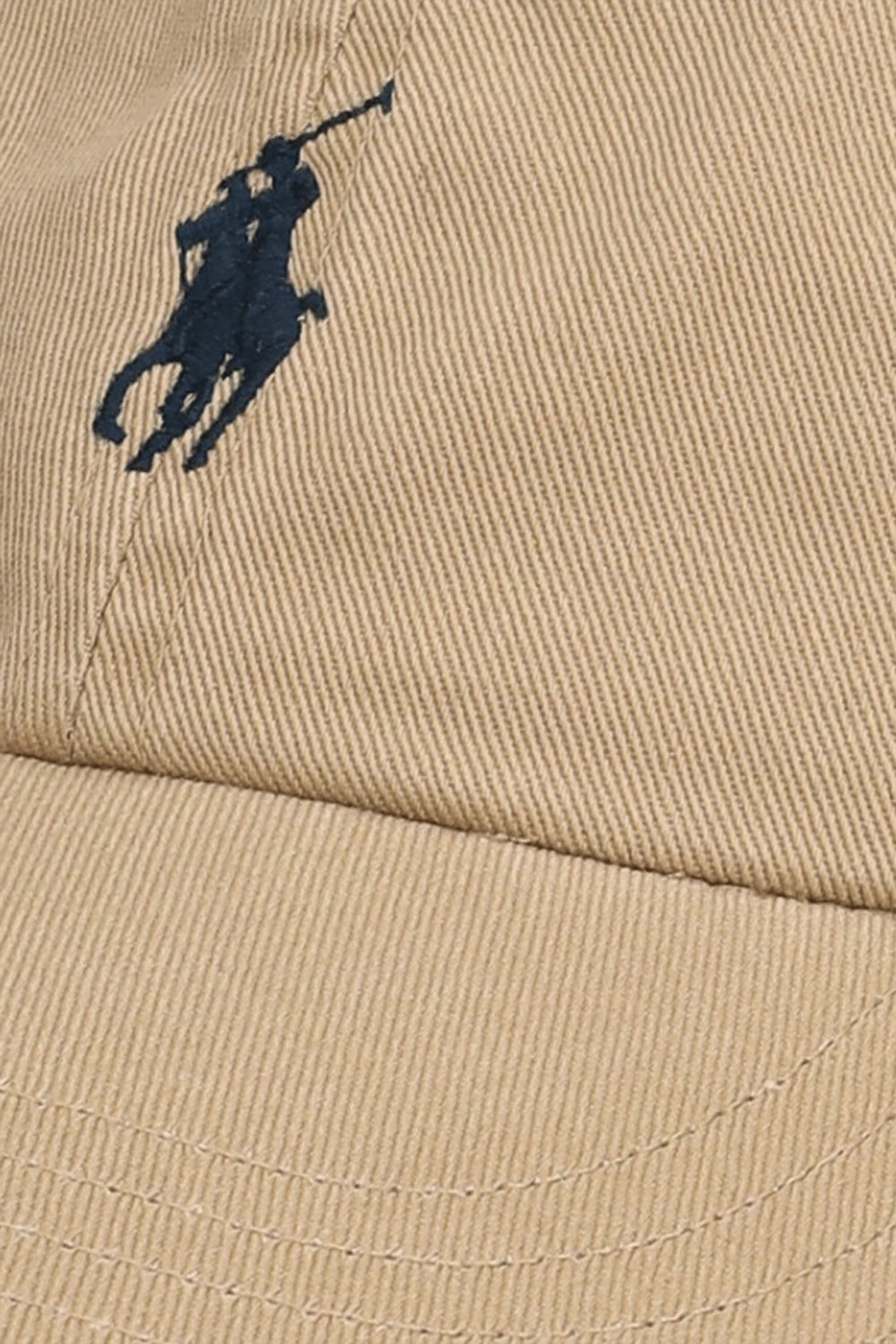 תמונת תקריב של כובע מצחייה POLO RALPH LAUREN