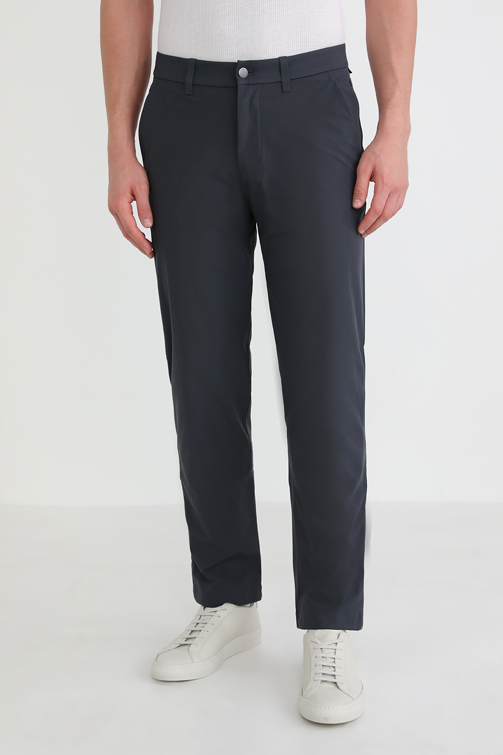 תמונת דוגמן קידמית של ABC Relaxed Fit Trousers 32 L