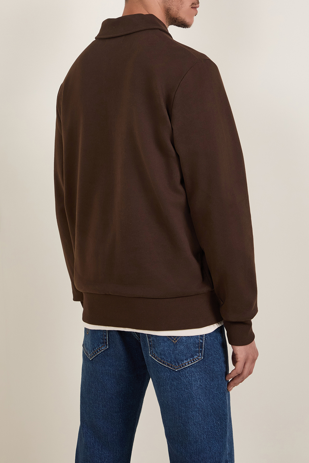 תמונת דוגמן אחורית של סווטשירט FRED PERRY
