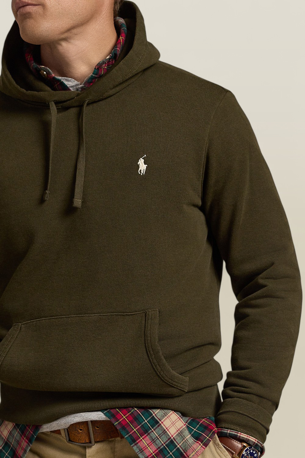 תמונת תקריב דוגמן של סווטשירט קפוצ'ון POLO RALPH LAUREN
