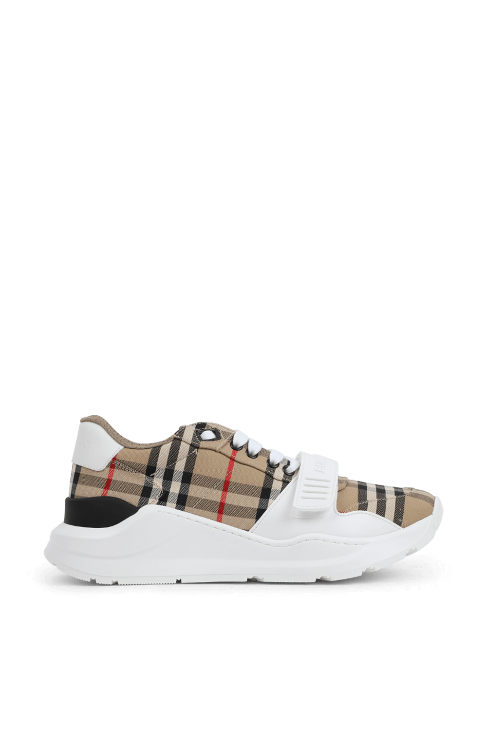 תמונה קידמית של נעלי סניקרס BURBERRY