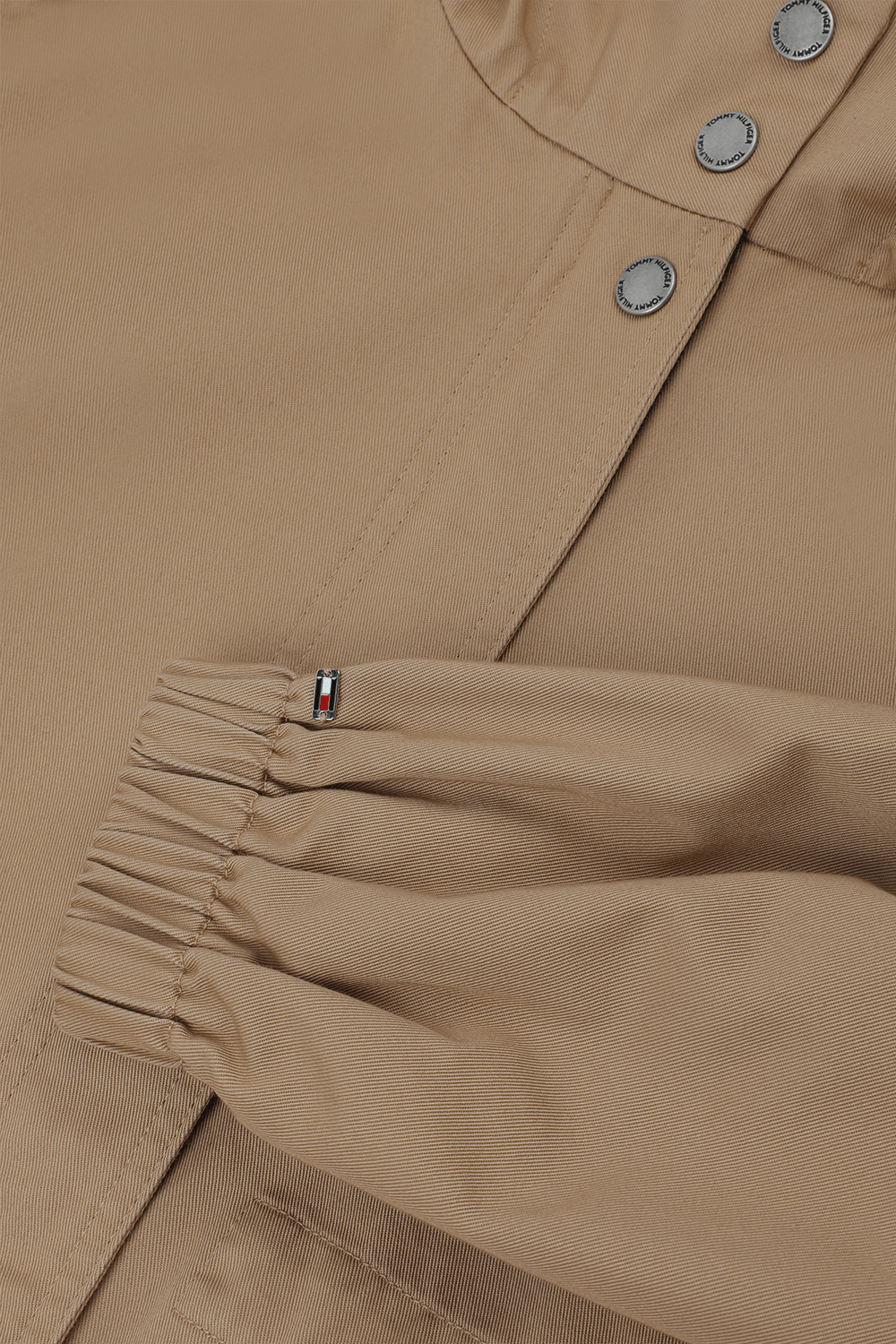 תמונה אחורית של מעיל פרקה - גילאי 10-14 שנים TOMMY HILFIGER KIDS