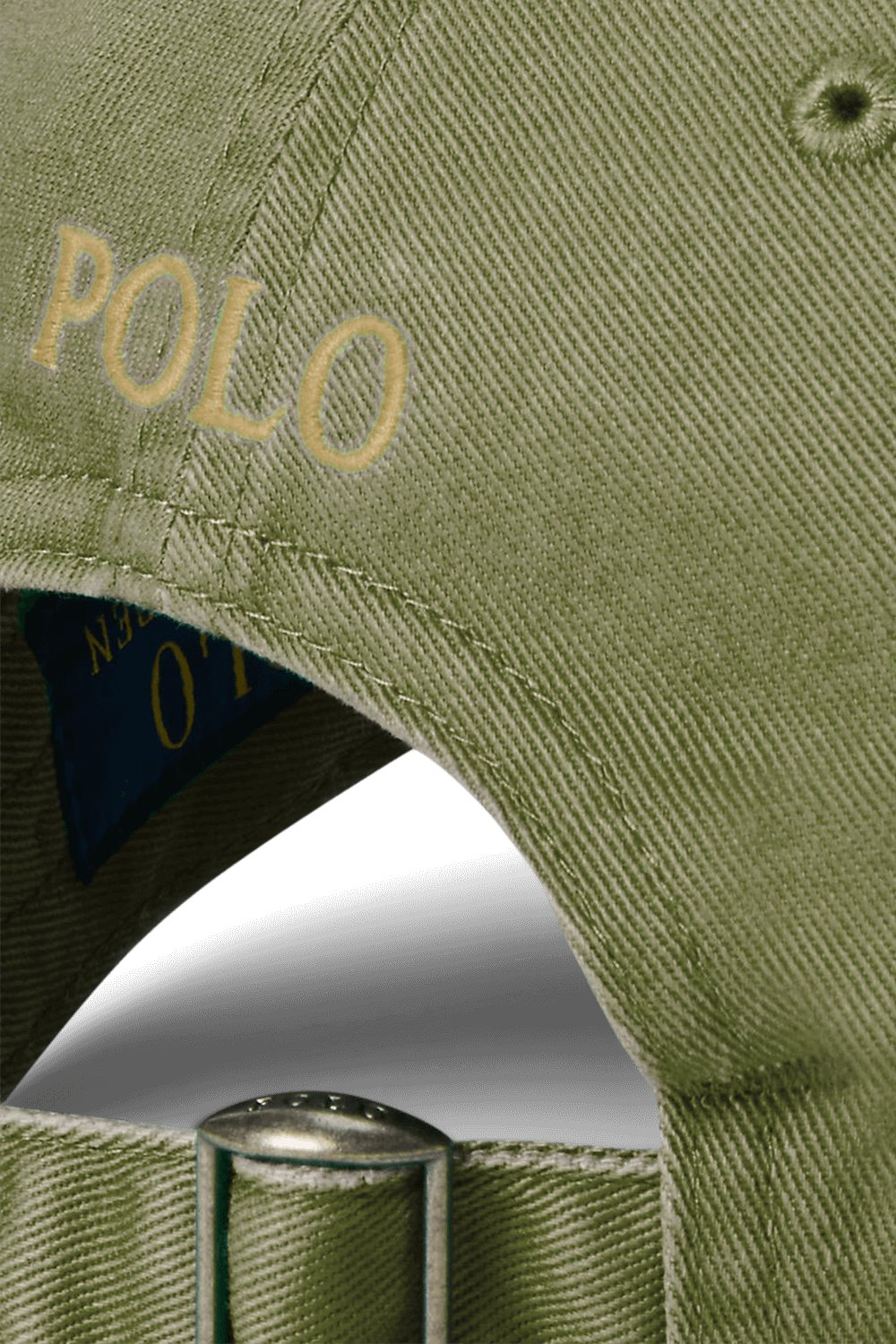 תמונת תקריב של כובע מצחייה POLO RALPH LAUREN