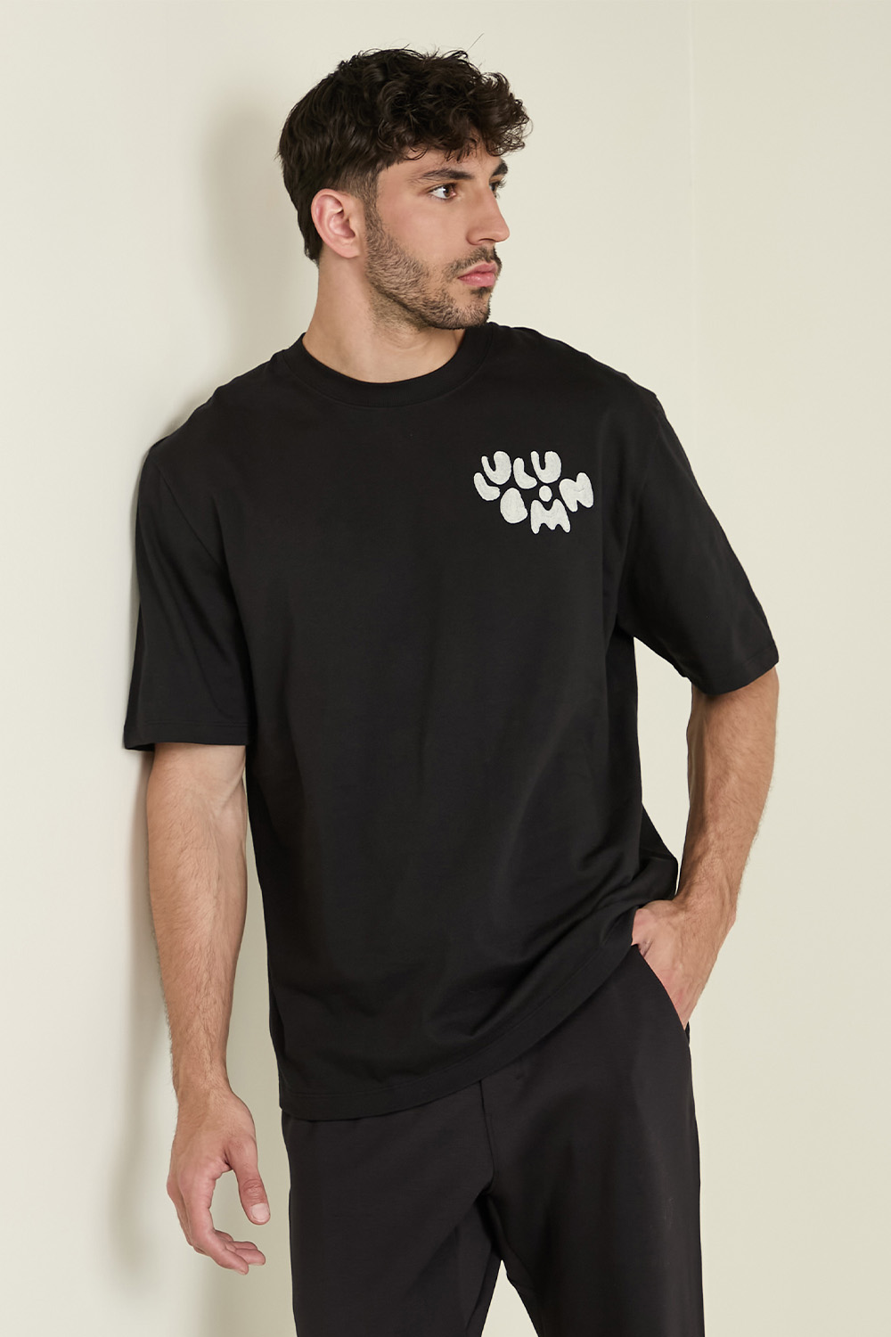 תמונת דוגמן קידמית של Heavyweight Cotton Jersey T-Shirt Embroider LULULEMON