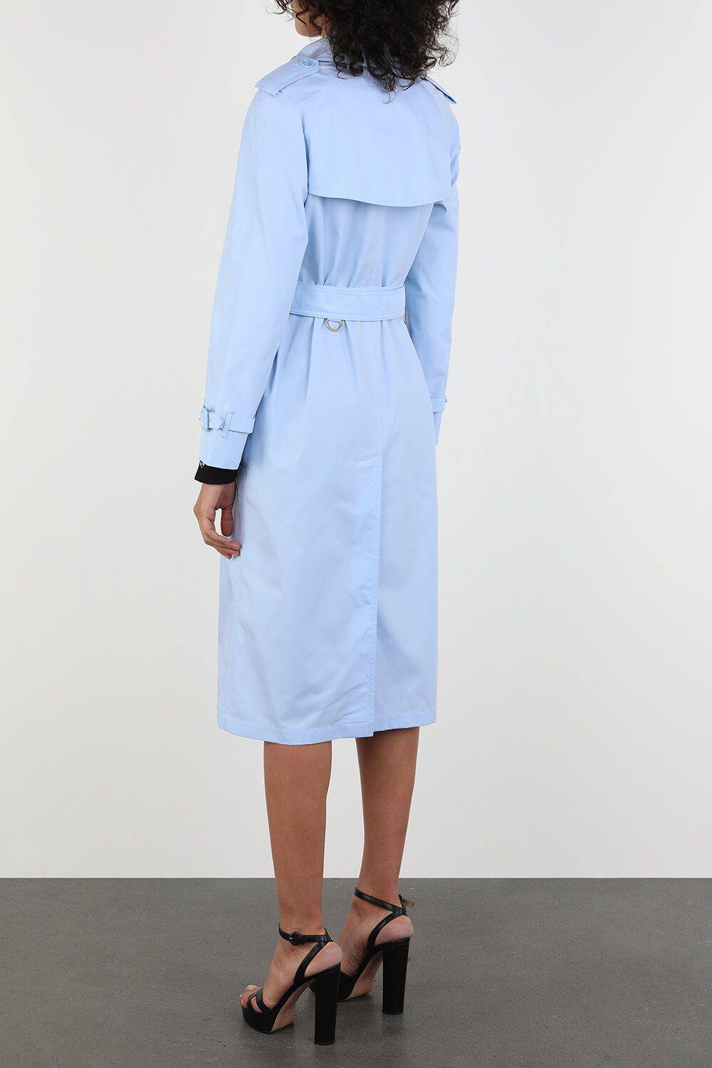 תמונת דוגמן אחורית של Waterloo Long Coat in Blue