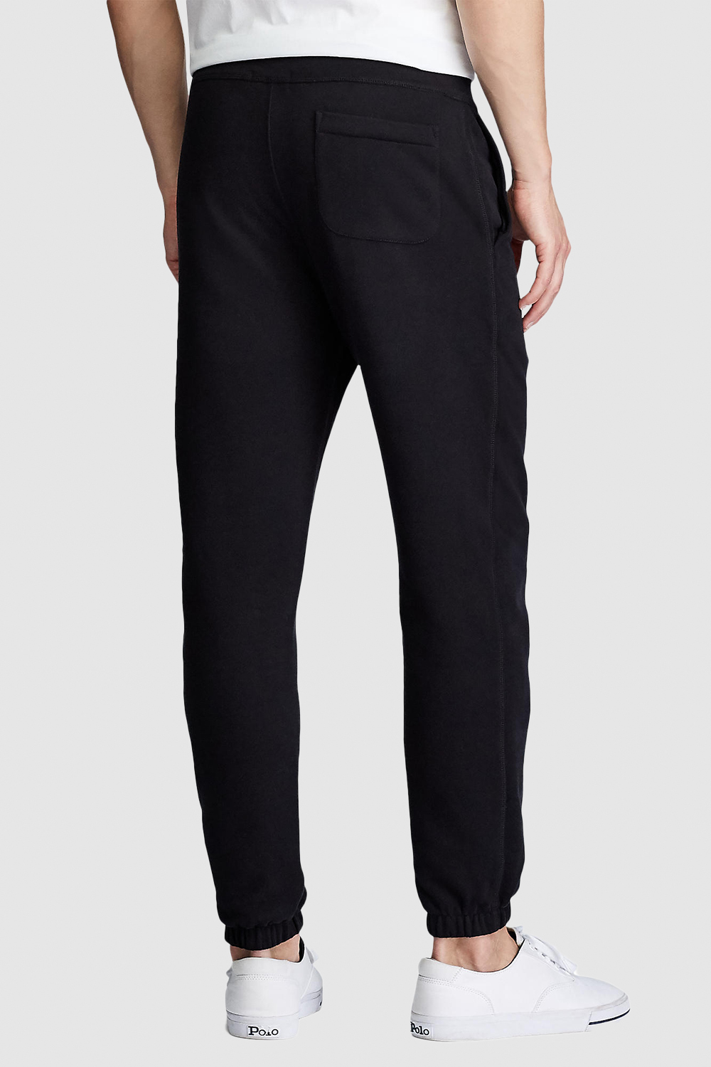 תמונת דוגמן אחורית של מכנסי ג'וג בגוון שחור POLO RALPH LAUREN