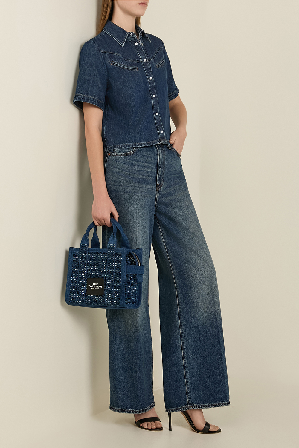 תמונת דוגמן קידמית של תיק טוט קריסטלים סמול MARC JACOBS