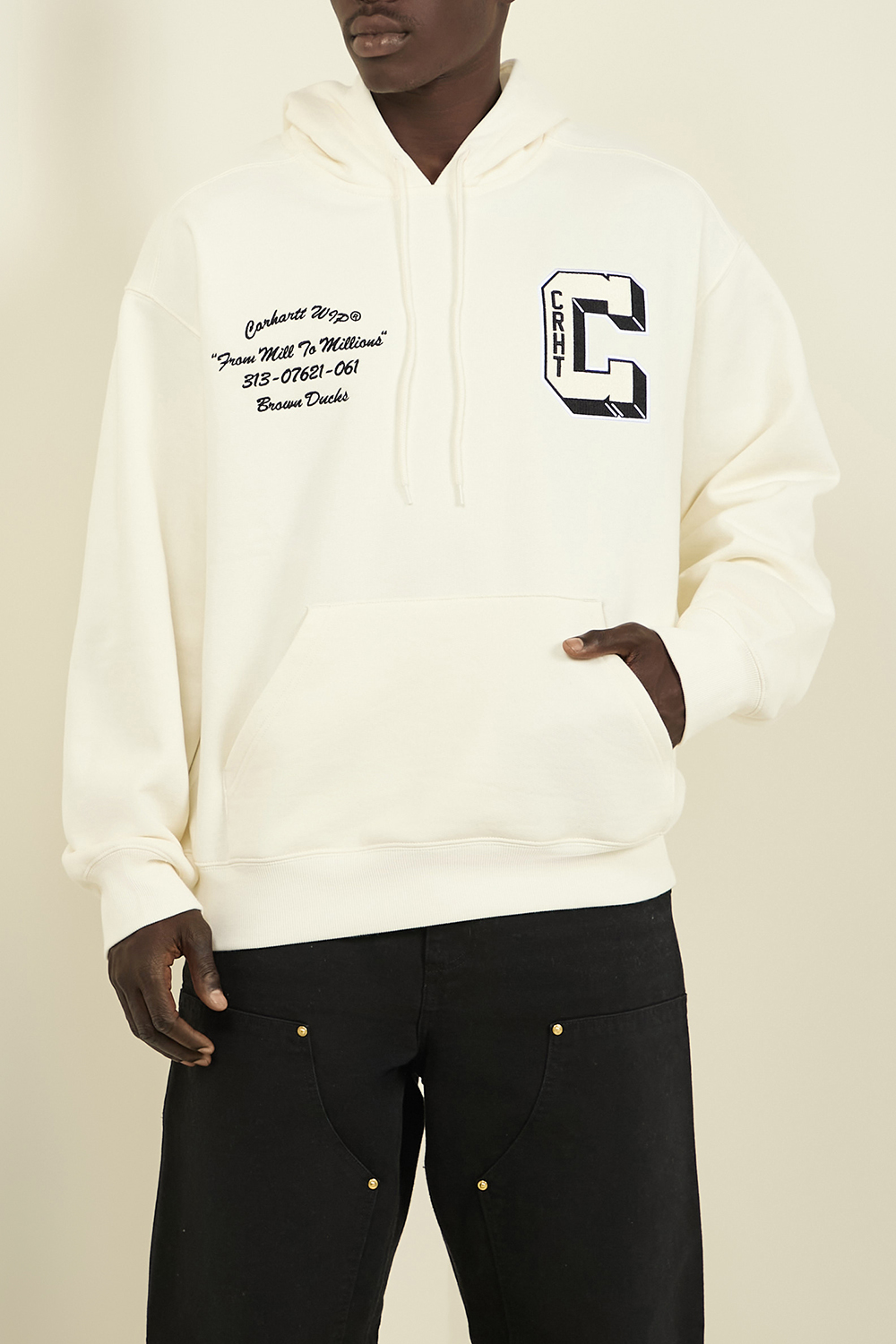 תמונת דוגמן קידמית של סווטשירט קפוצ'ון CARHARTT WIP