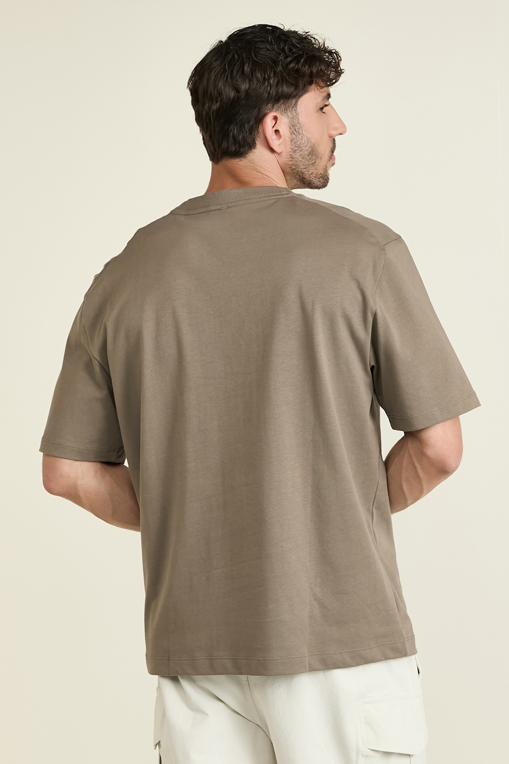 תמונת דוגמן אחורית של Heavyweight Cotton Jersey T-Shirt LULULEMON