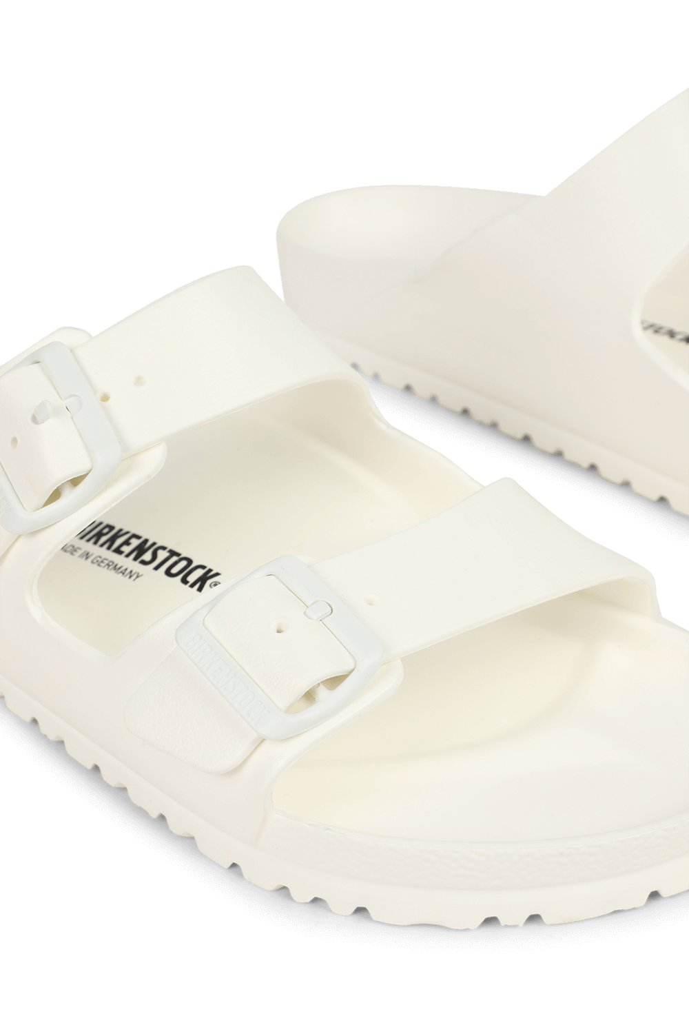 תמונת תקריב של סנדלי אריזונה אווה בלבן BIRKENSTOCK