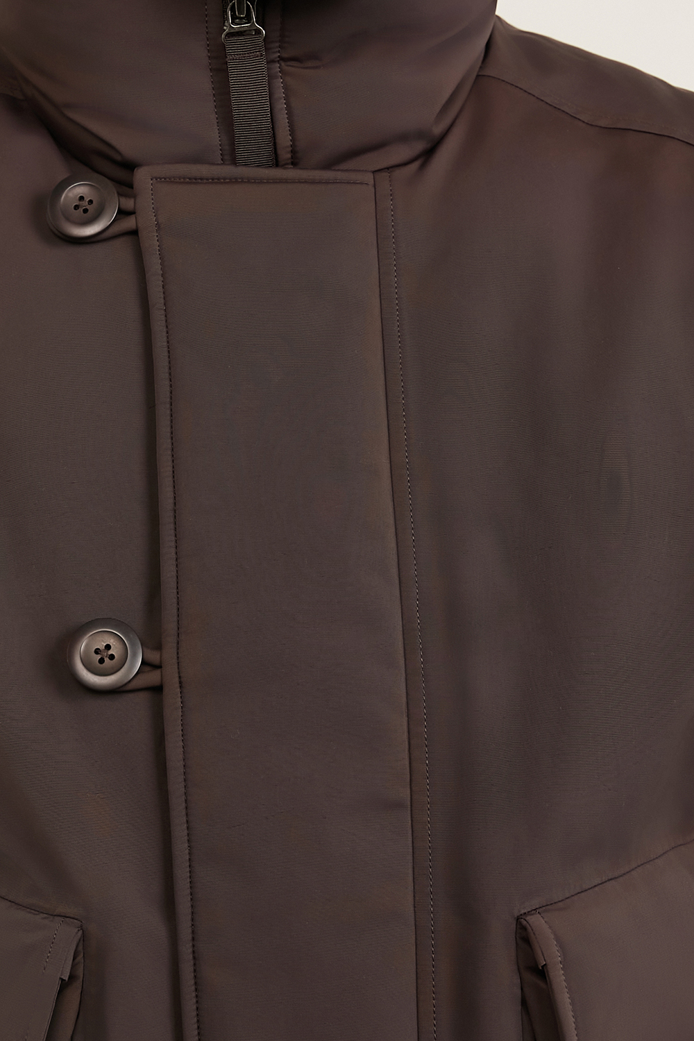 תמונת תקריב דוגמן של Cold Weather Down Vest LULULEMON