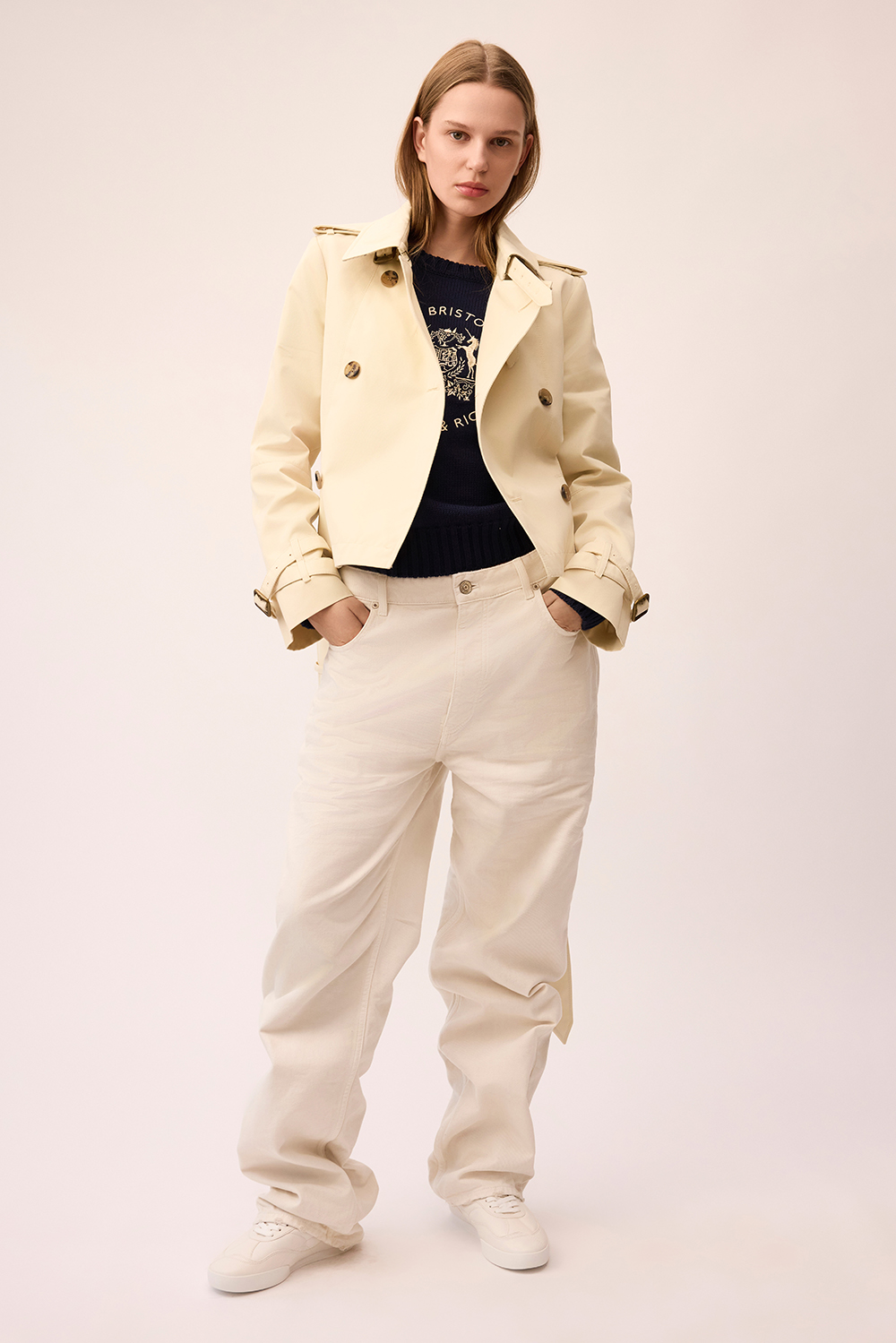 תמונת דוגמן קידמית של ז'קט טרנץ' BURBERRY