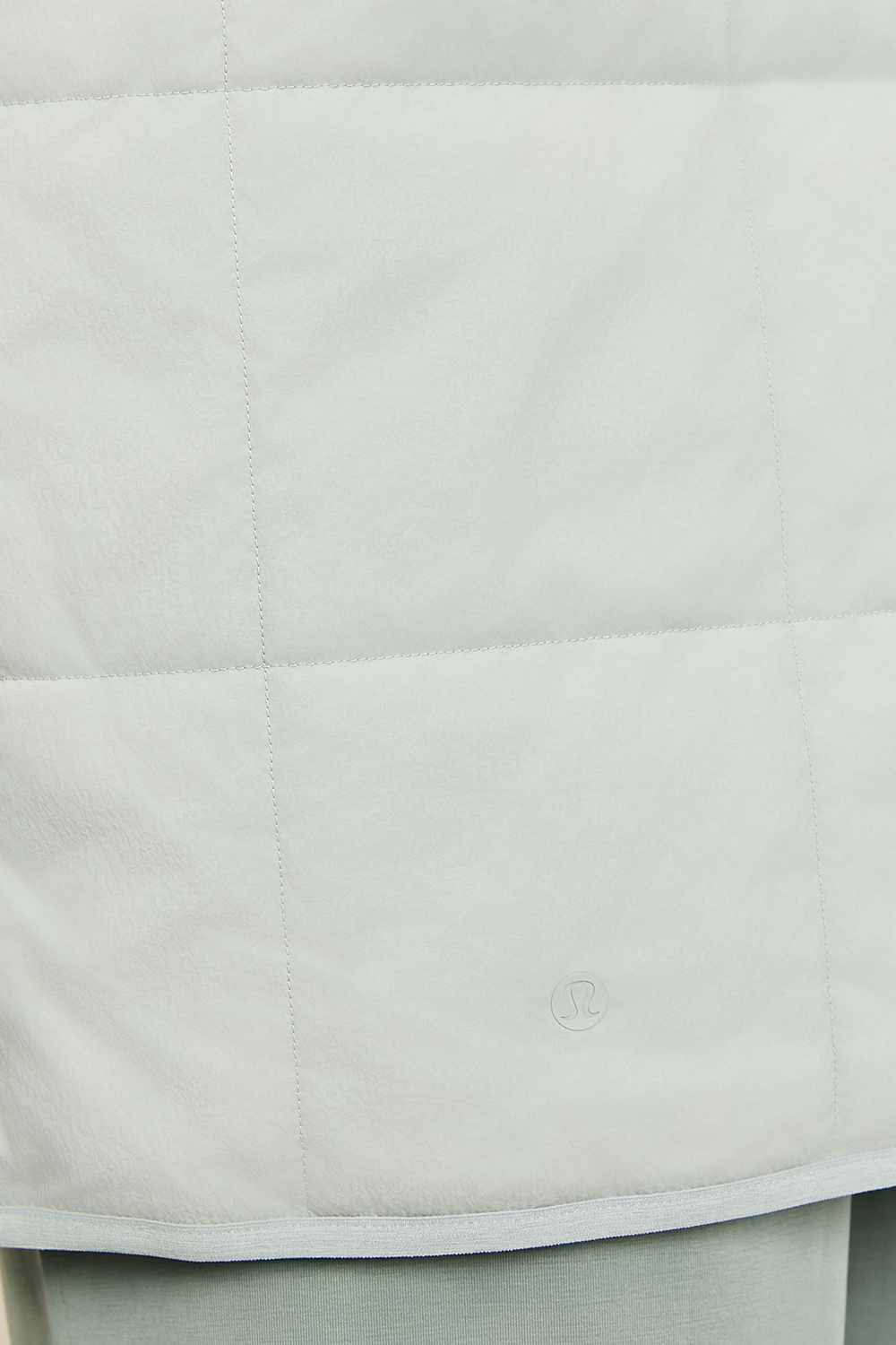 תמונת תקריב דוגמן של Insulated Liner Coat LULULEMON