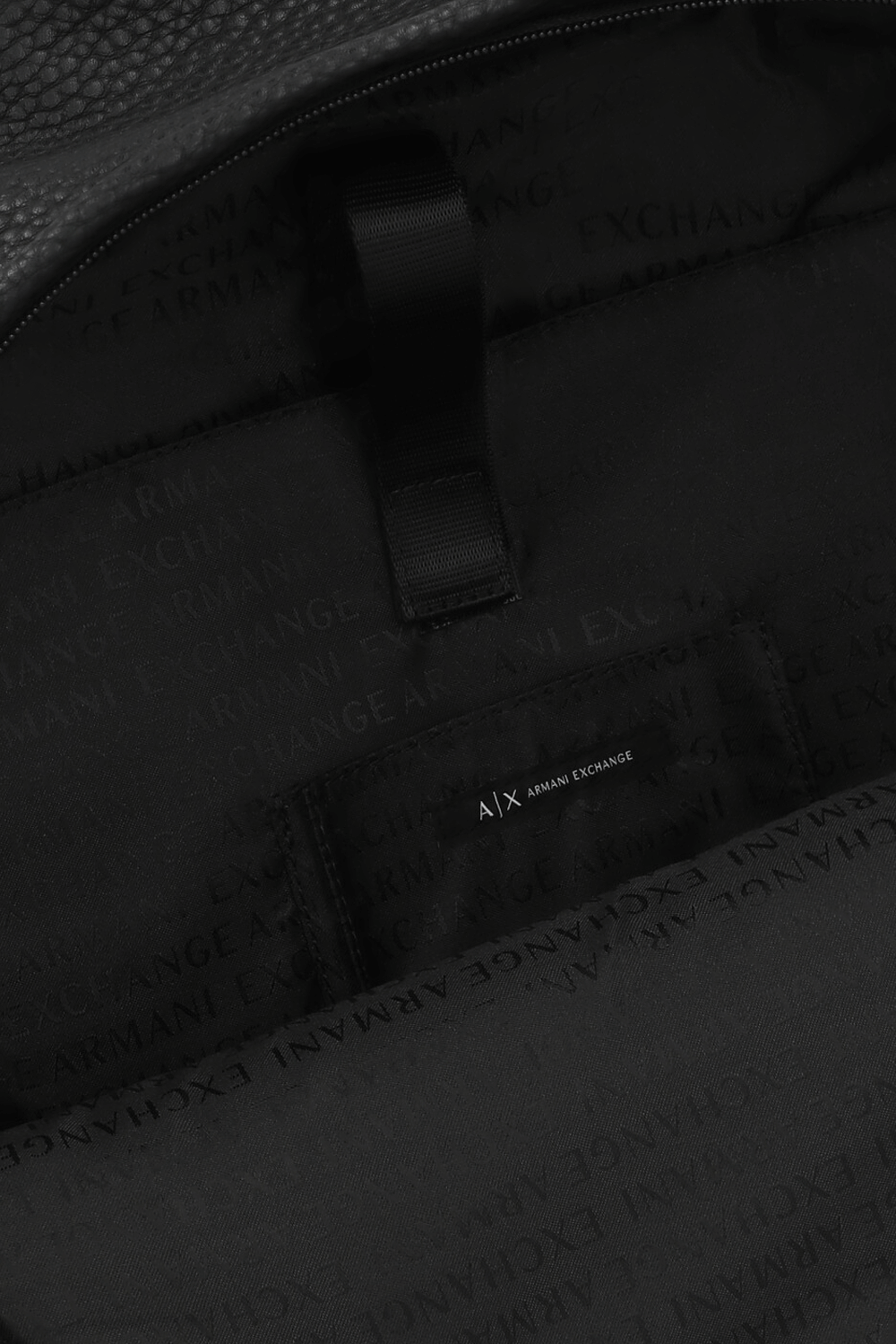 תמונת פנים של תיק גב ARMANI EXCHANGE