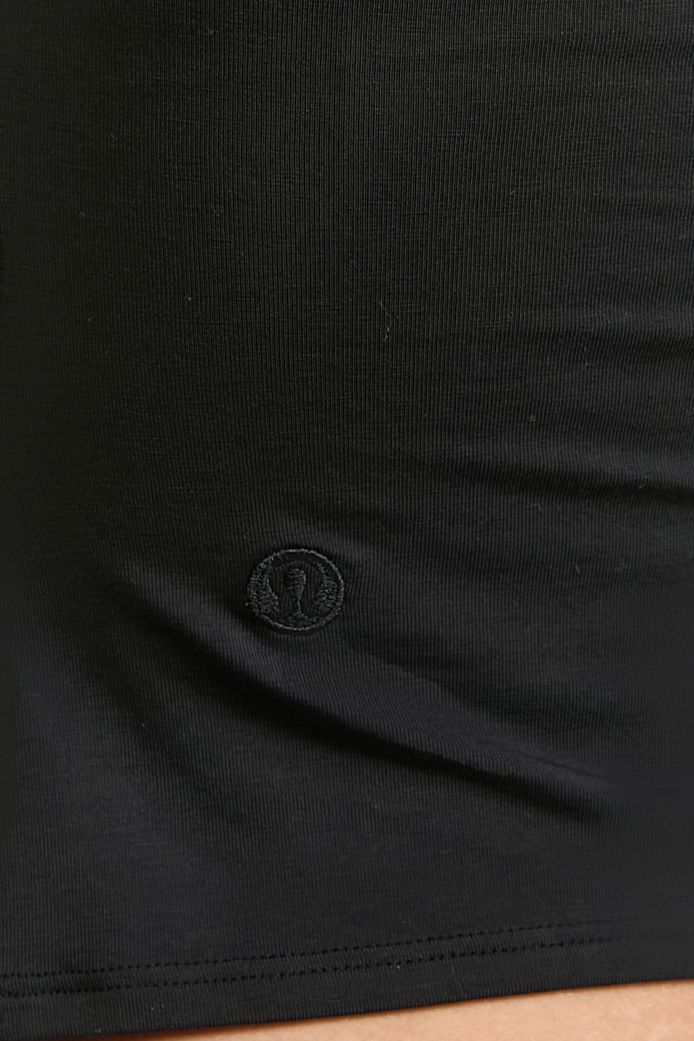 תמונת תקריב דוגמן של Cap-Sleeve Henley T-Shirt LULULEMON