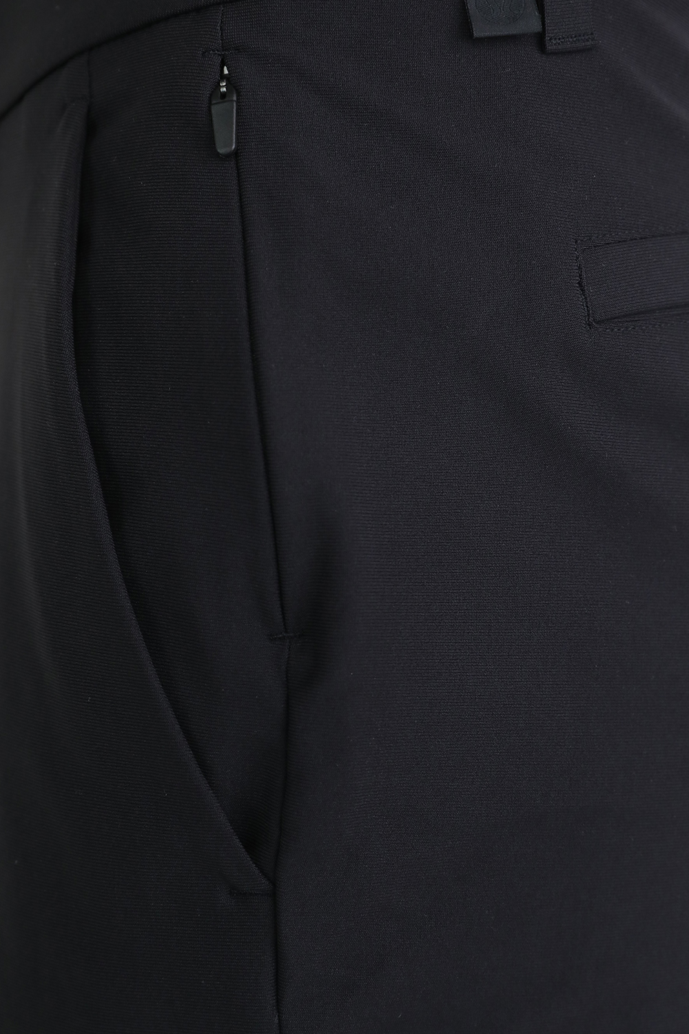תמונת תקריב דוגמן של ABC Relaxed Fit Trousers 32 L