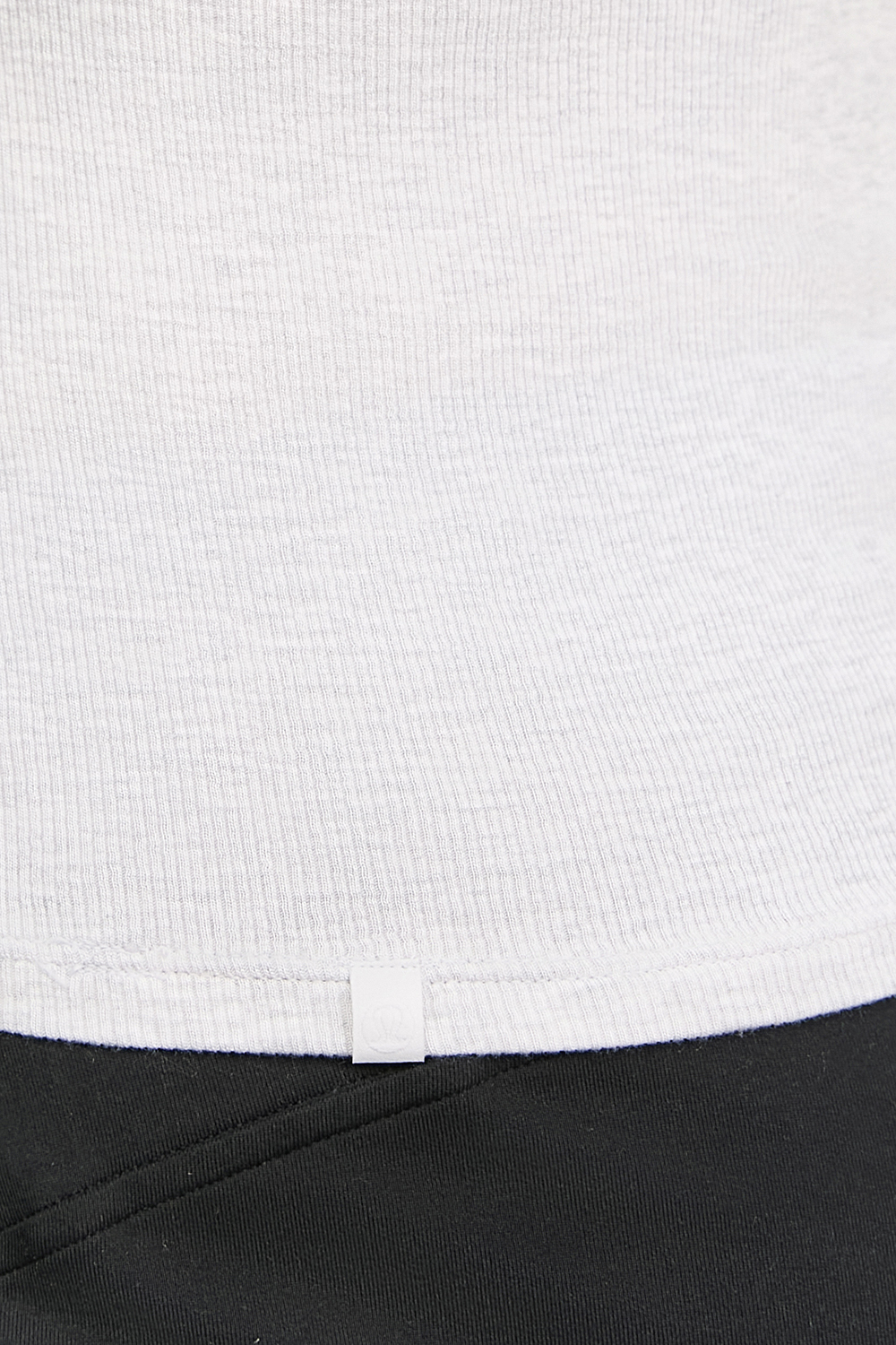 תמונת תקריב דוגמן של Hold Tight Thin Strap Racerback Tank Top LULULEMON