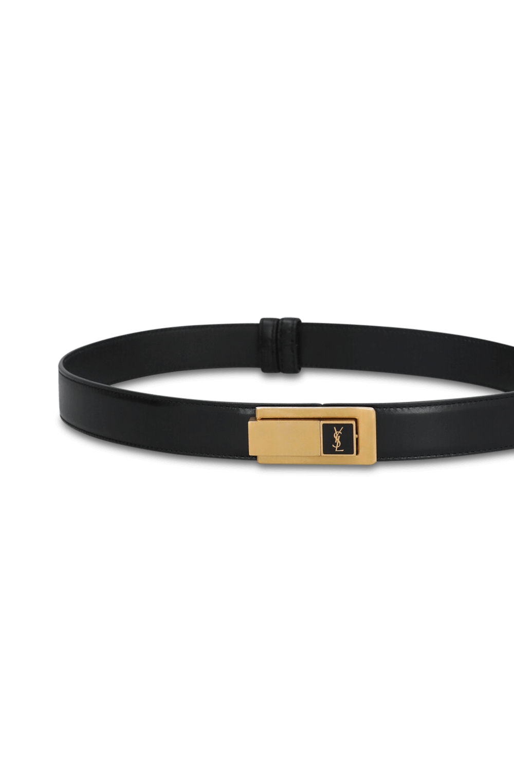 תמונת תקריב של חגורת עור SAINT LAURENT